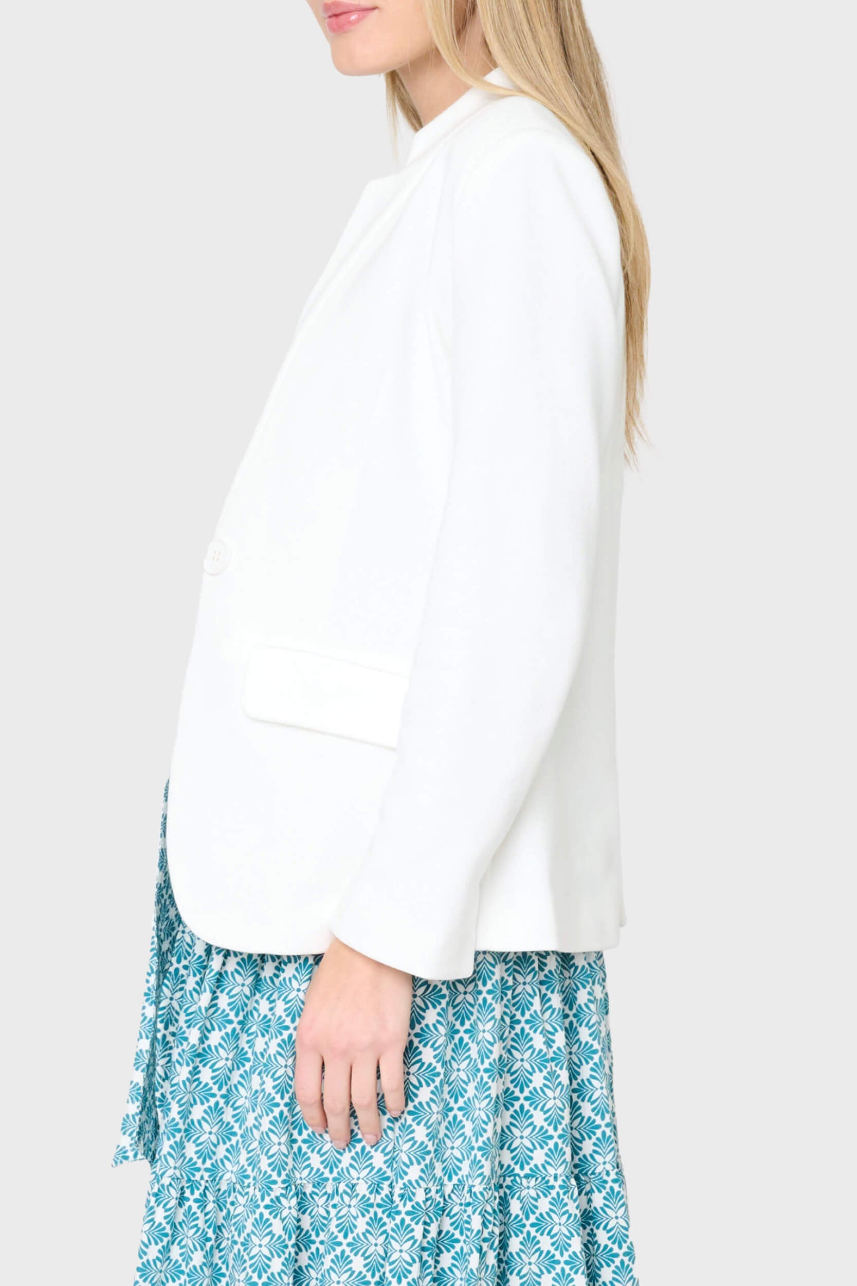 Notch Collar Blazer In White
