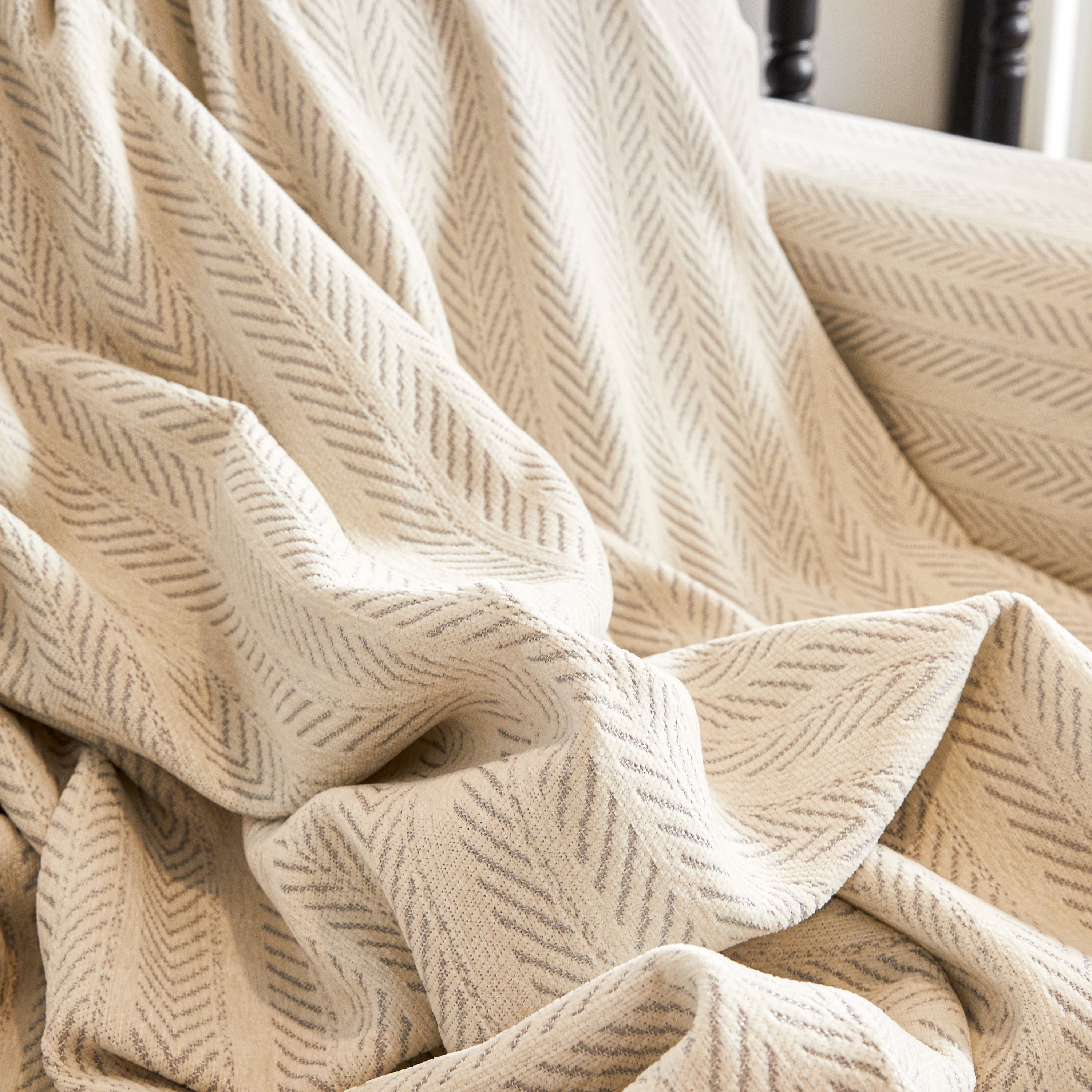 Herringbone Chenille Couch Cover Blanket Soft Durable Throw Sofa Protector With Tassel