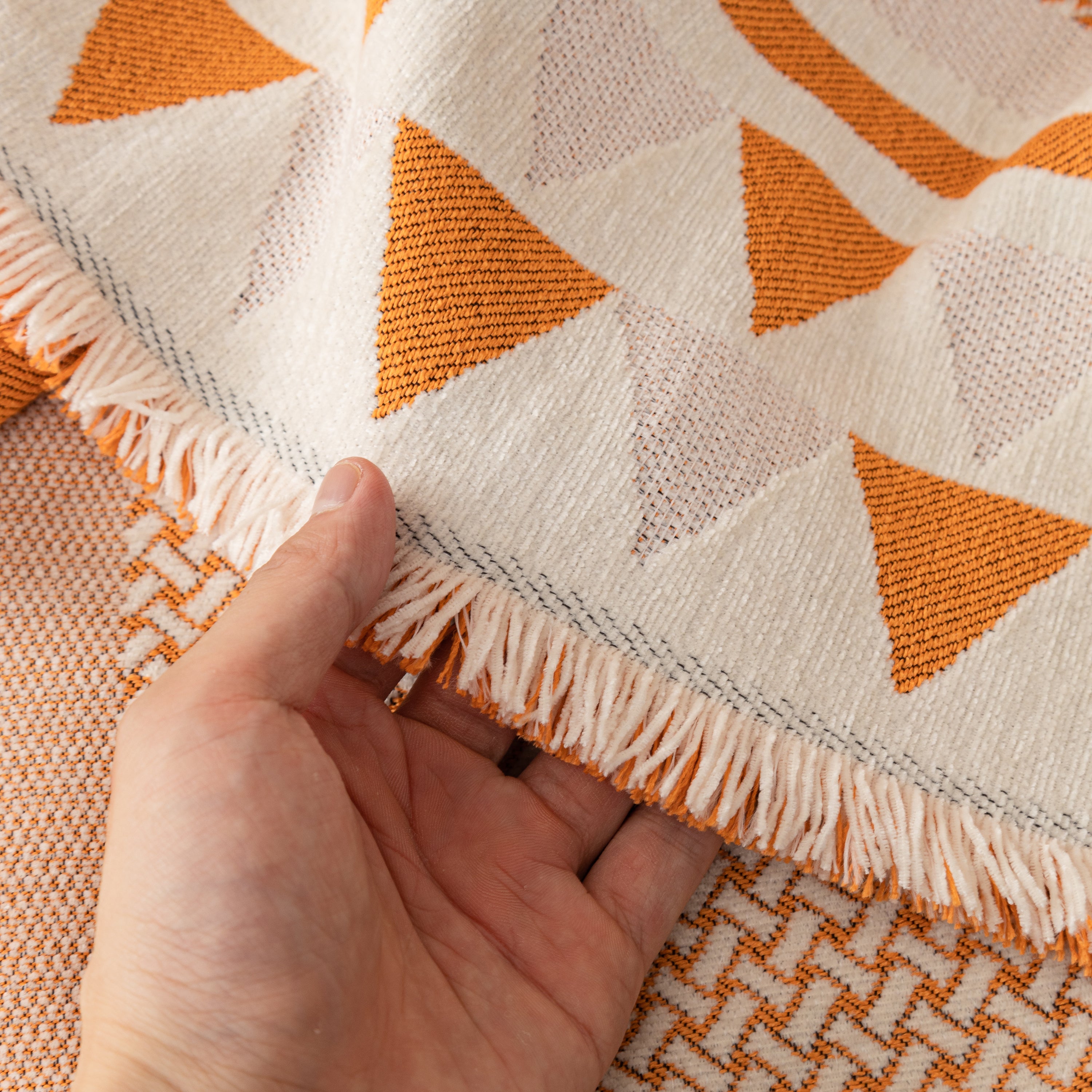 Chenille Jacquard Sofa Throw Blanket Cover Soft Polyester Weave Couch Throw Cover For Pets Dog Kids