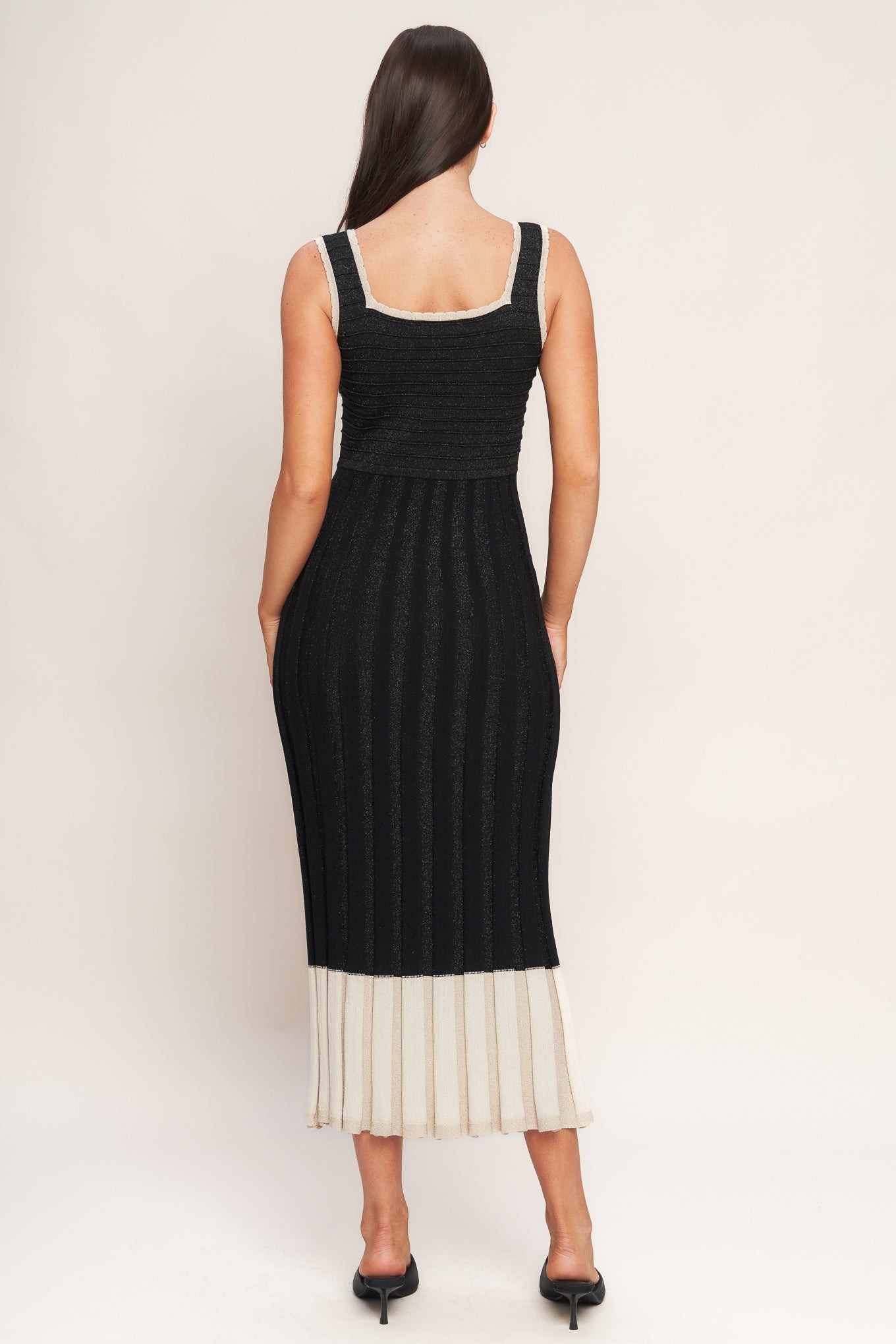 Noir Éclat Sweater Knit Midi Dress