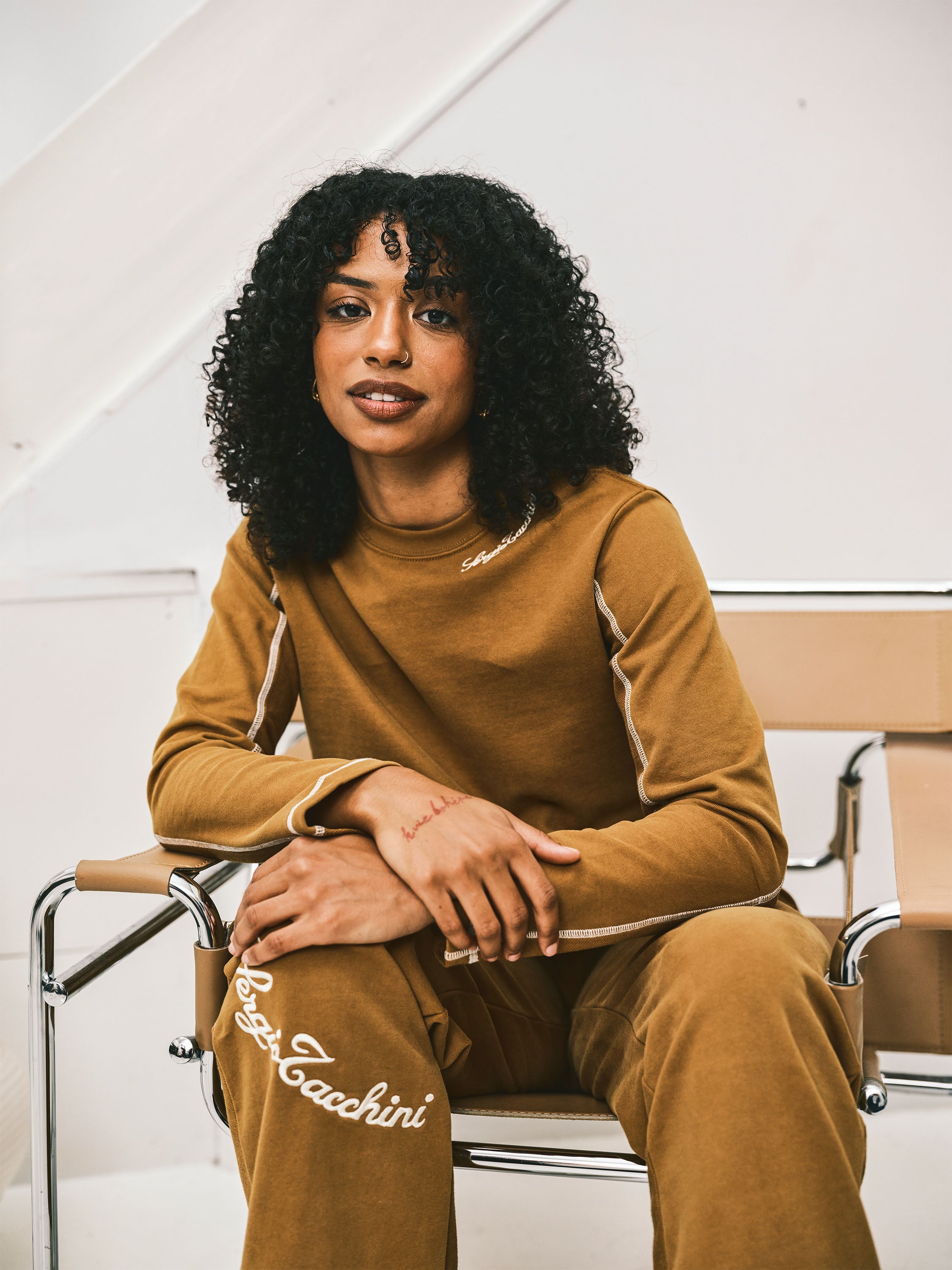 Greta Crewneck- Bronze Brown