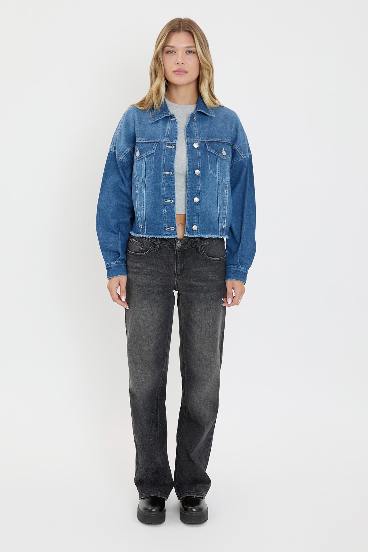 Women's Denim Jacket With Raw Hem