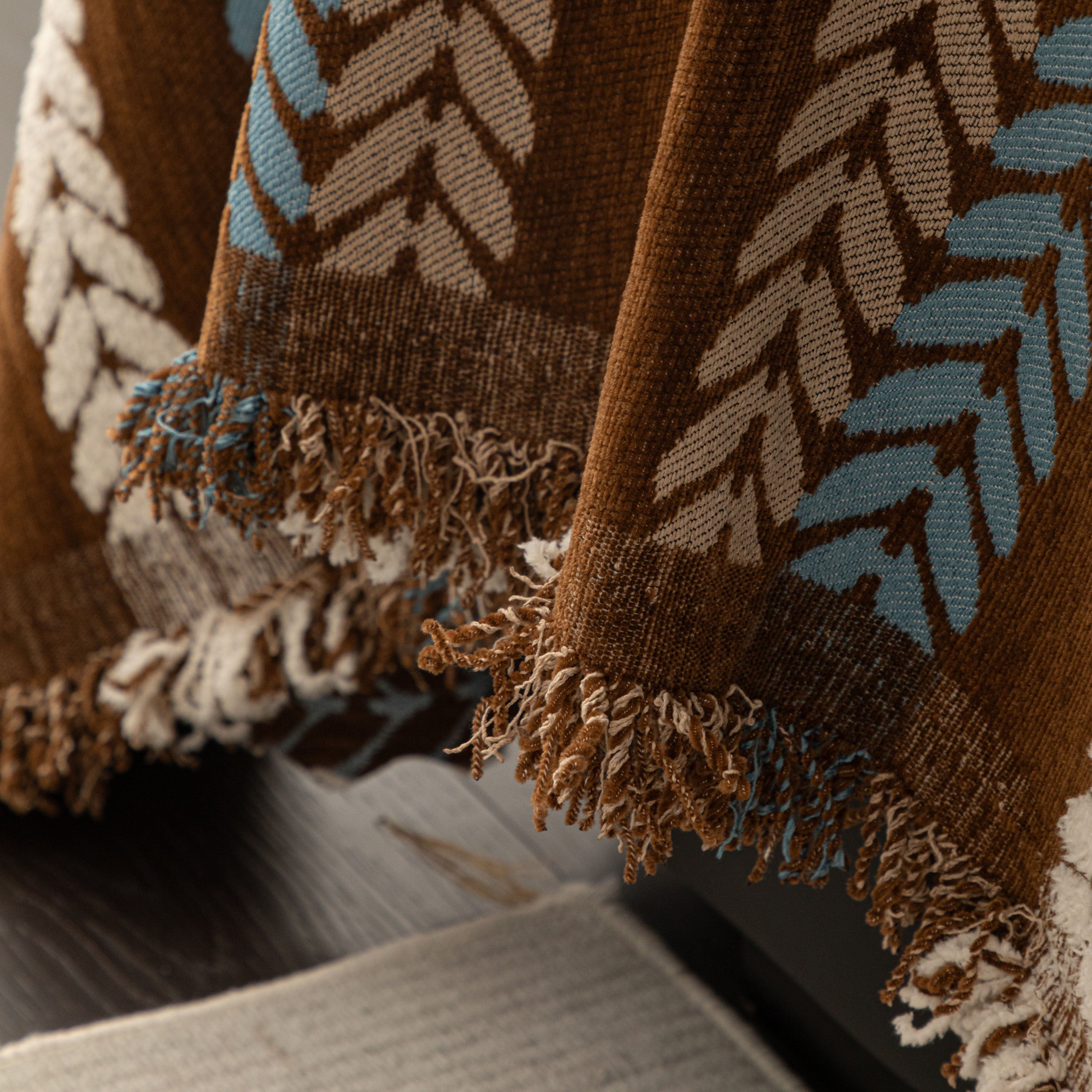 Cozy Decorative Throw Blanket For Couches, Boho Plush Woven Sofa Cover With Stripes
