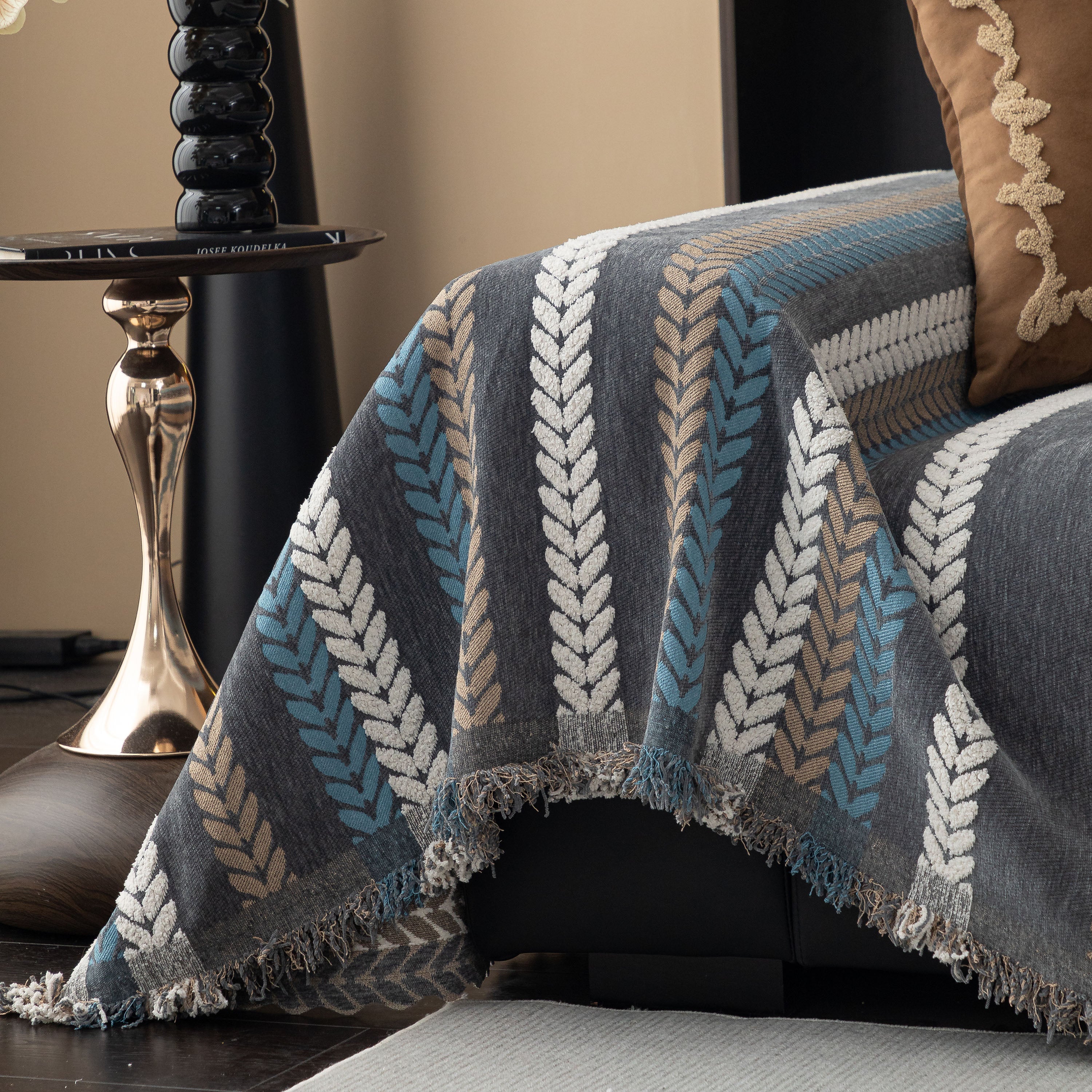 Cozy Decorative Throw Blanket For Couches, Boho Plush Woven Sofa Cover With Stripes