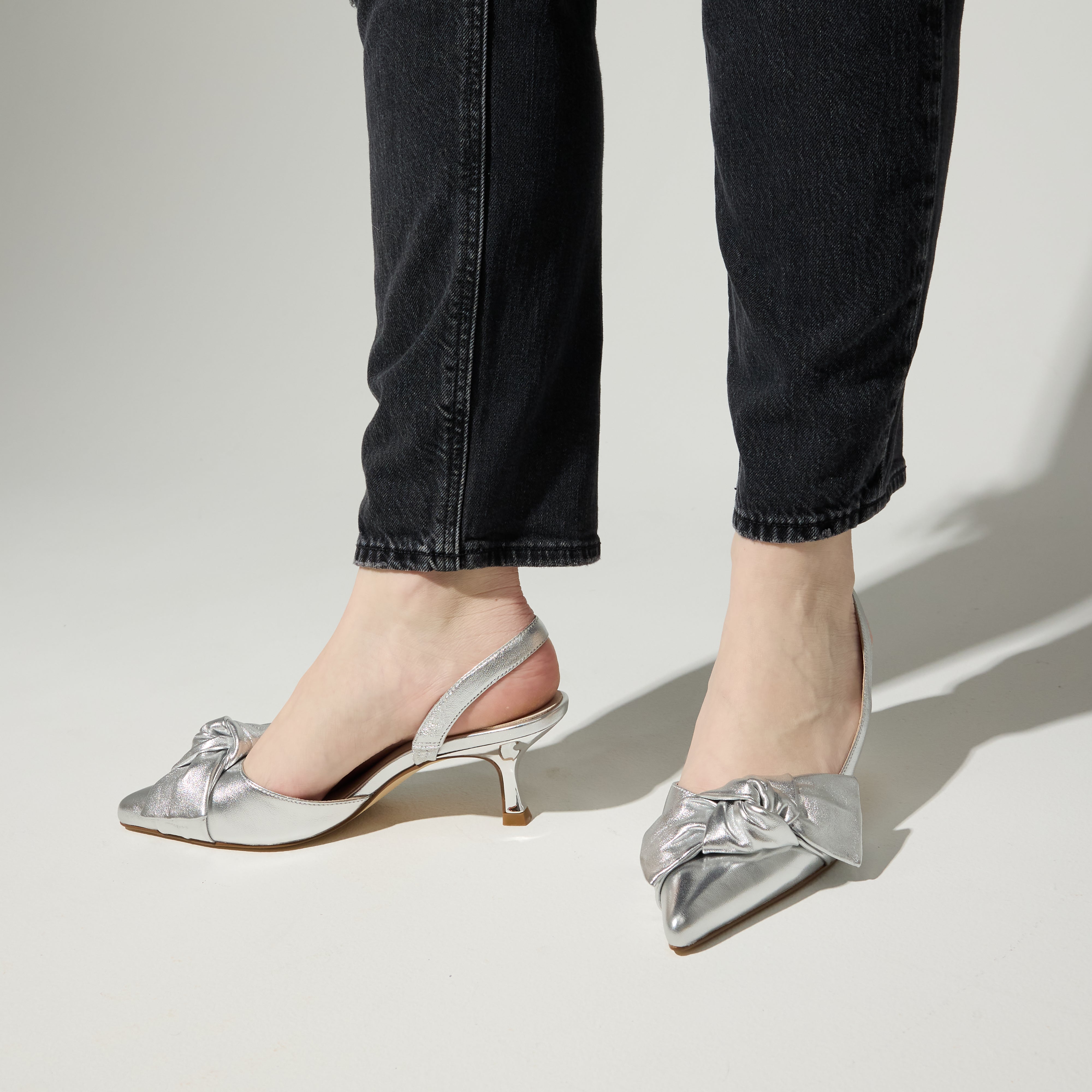 Kaleigh Bow Heel In Silver Leather
