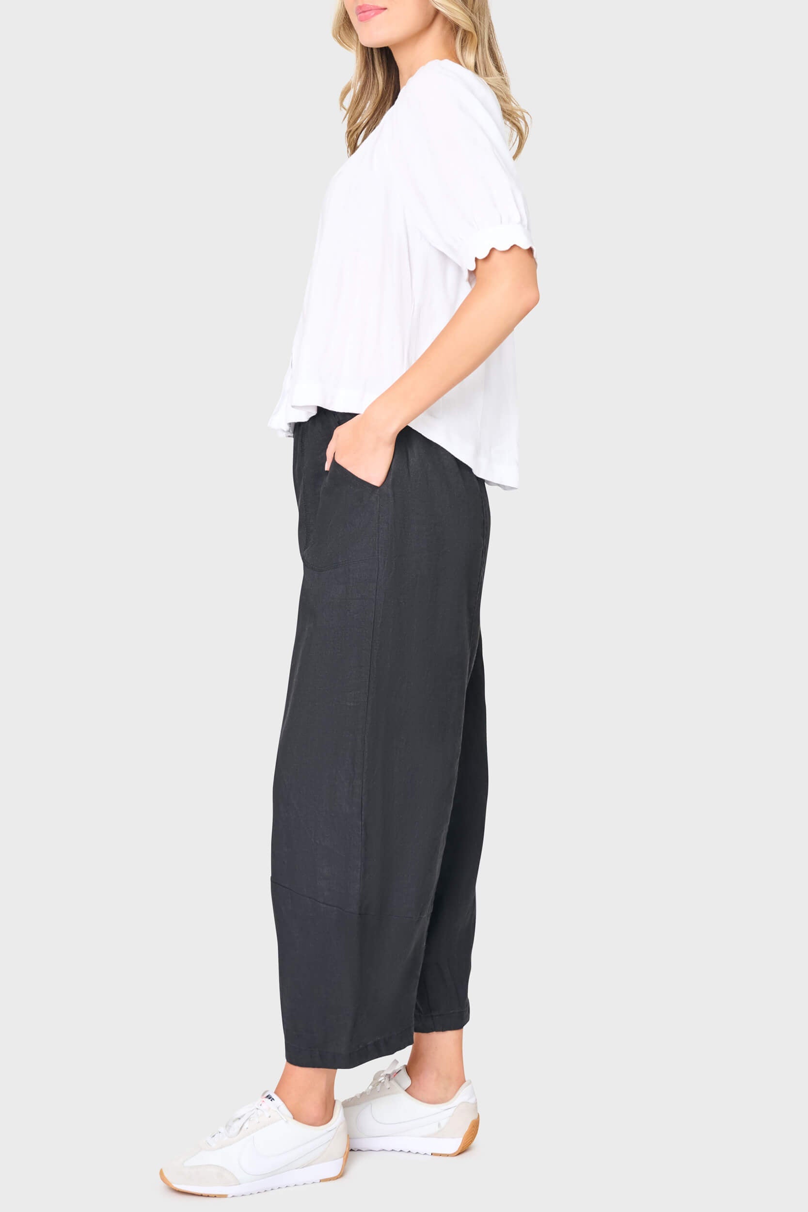 Lily Scallop Puff Sleeve Linen Top