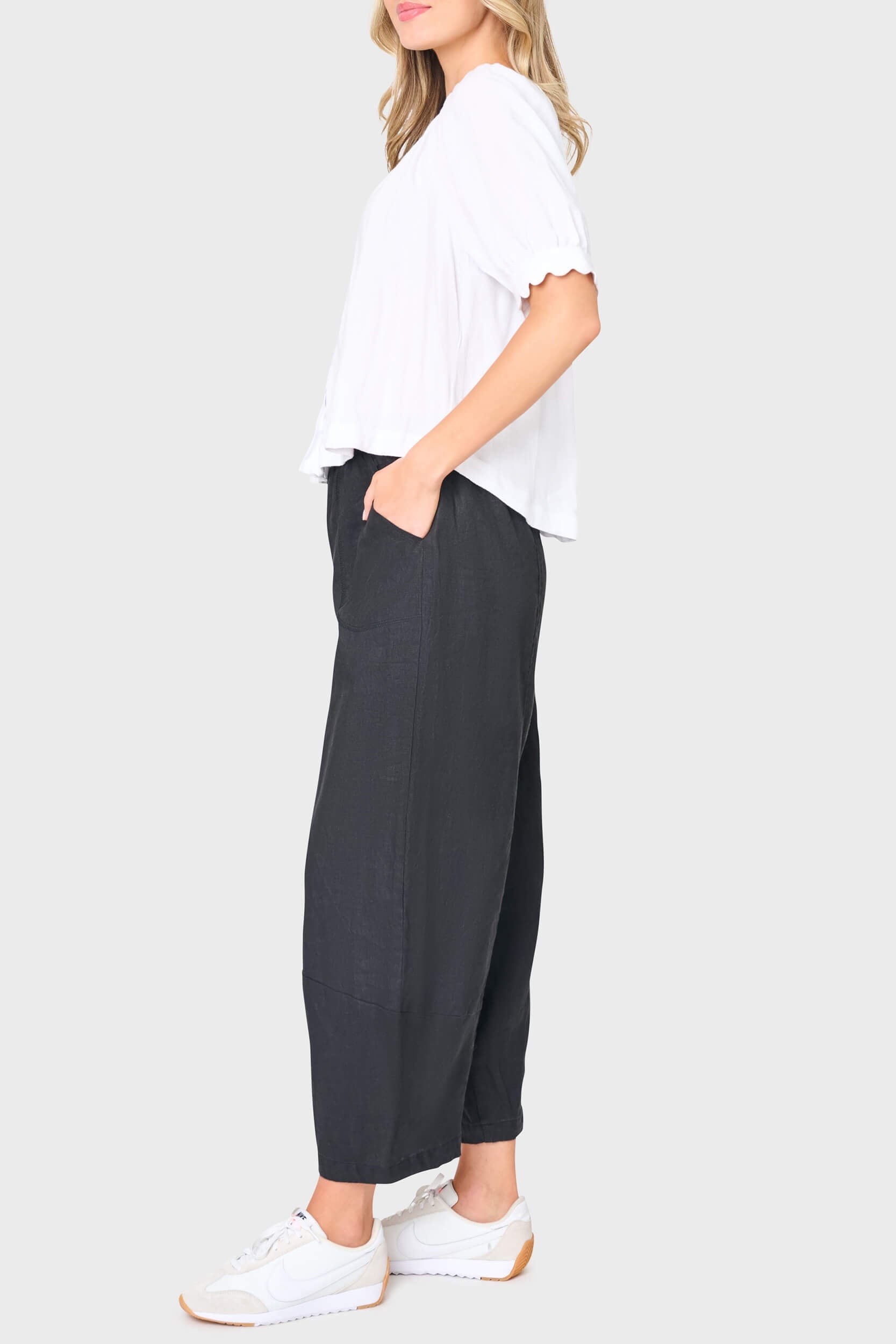 Linen Barrel Cropped Pant