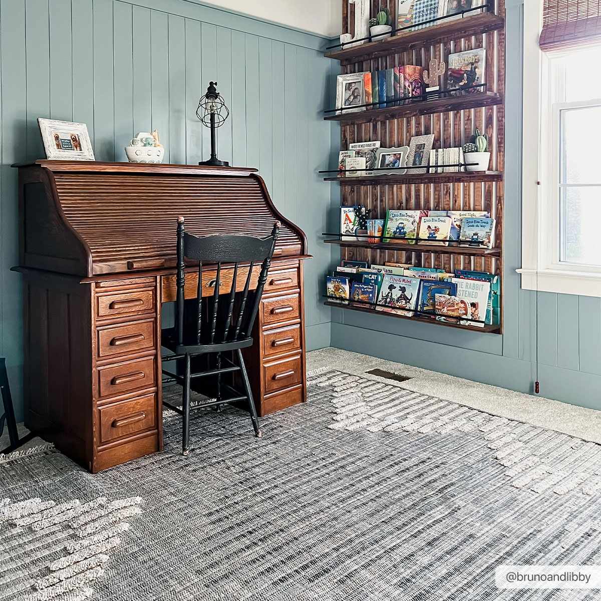 Maulawin High-low Rustic Rug