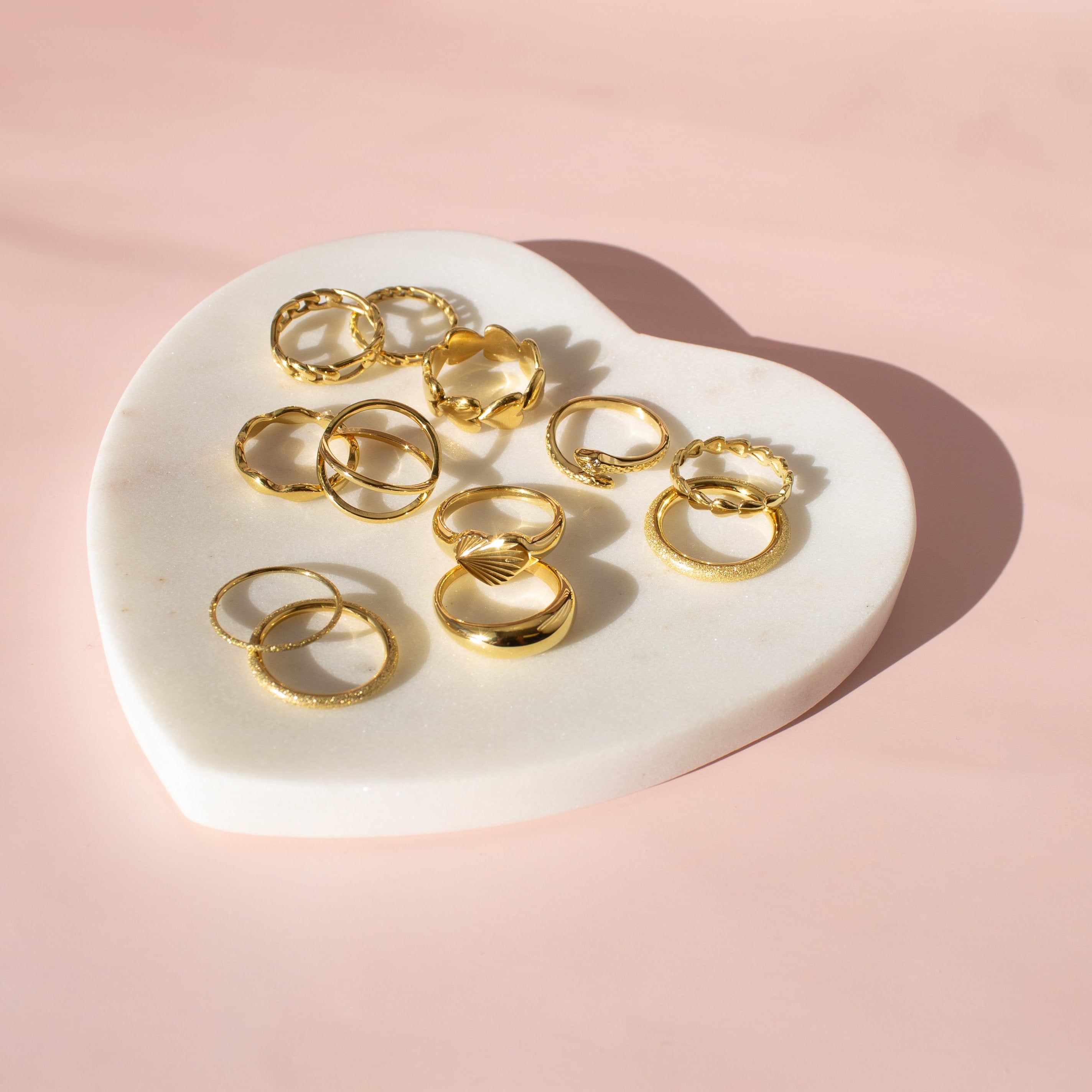 Slim Hearts Ring