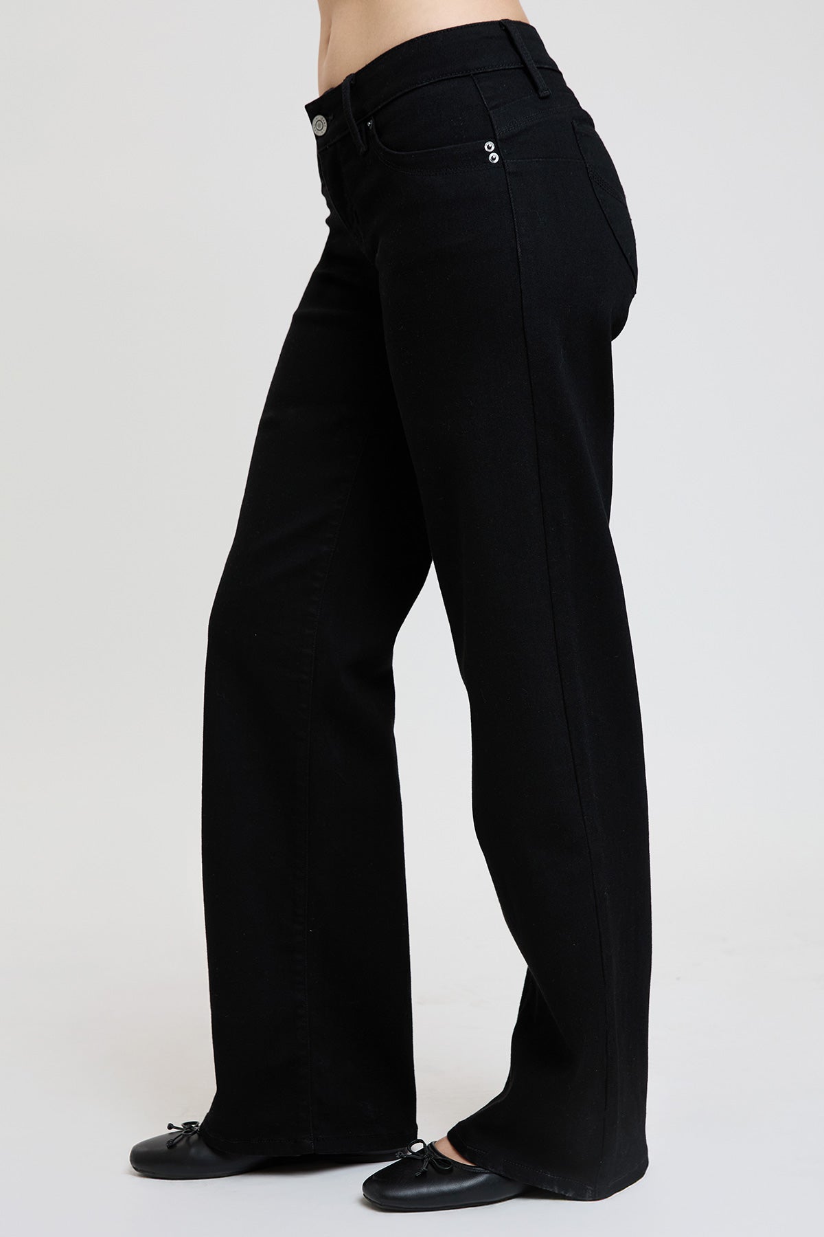 Women's Luxe Low Rise Wannabettabutt Wide Leg Jeans