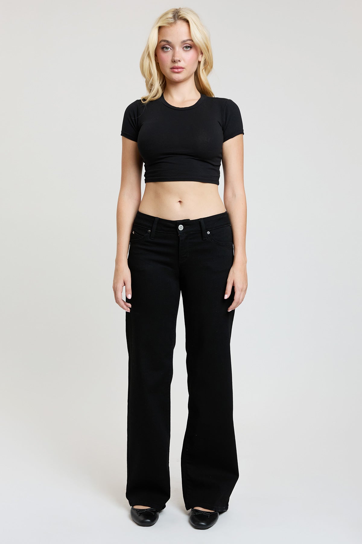 Women's Luxe Low Rise Wannabettabutt Wide Leg Jeans