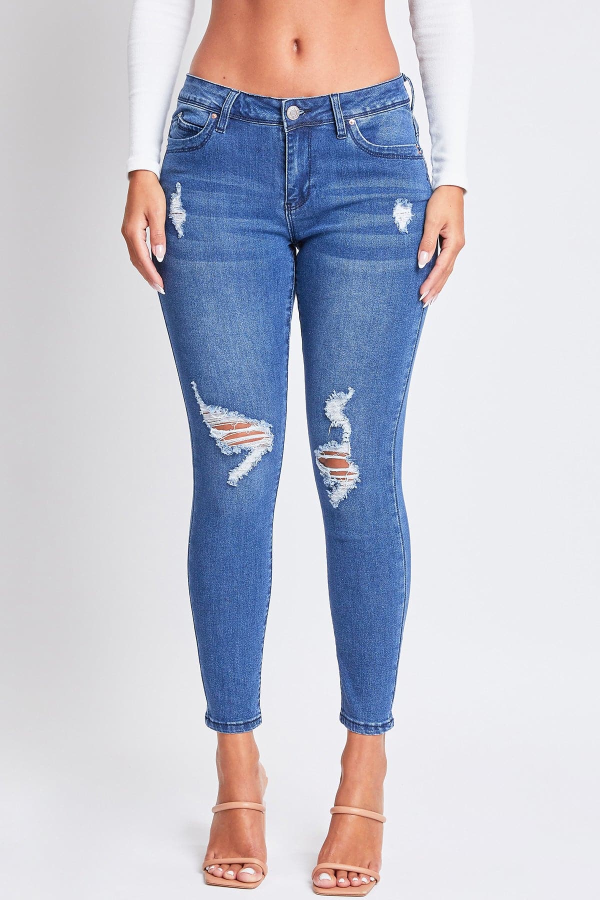 Women's Wannabettabutt Skinny Distressed Jeans