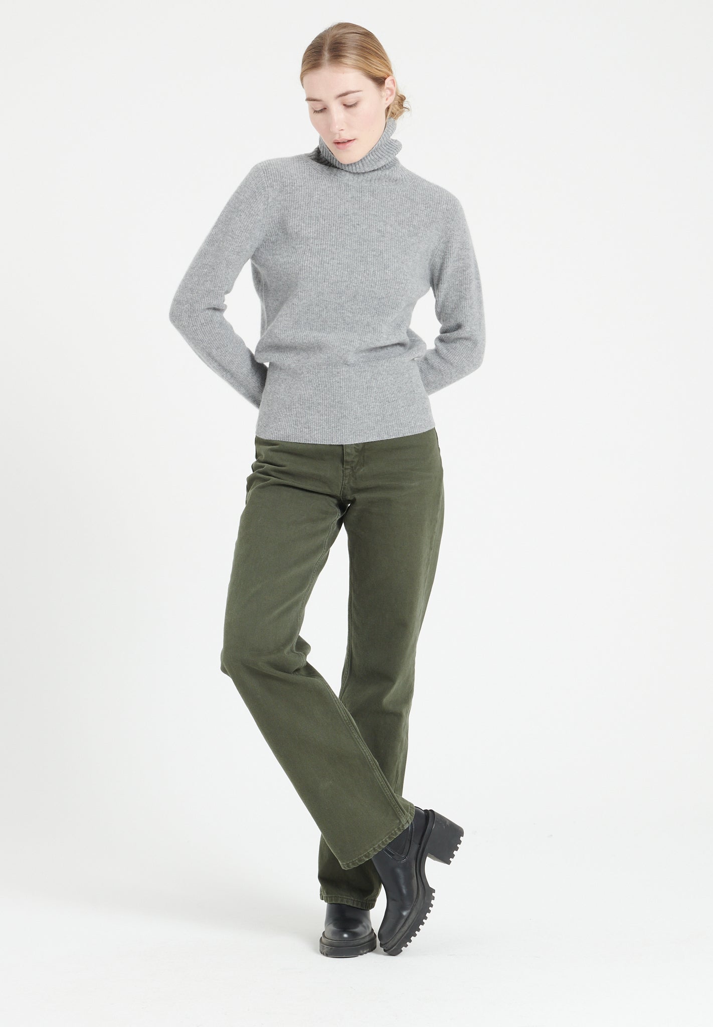 Pure Cashmere Rib Knit Turtleneck Sweater (Lilly 21) – Stein Mart