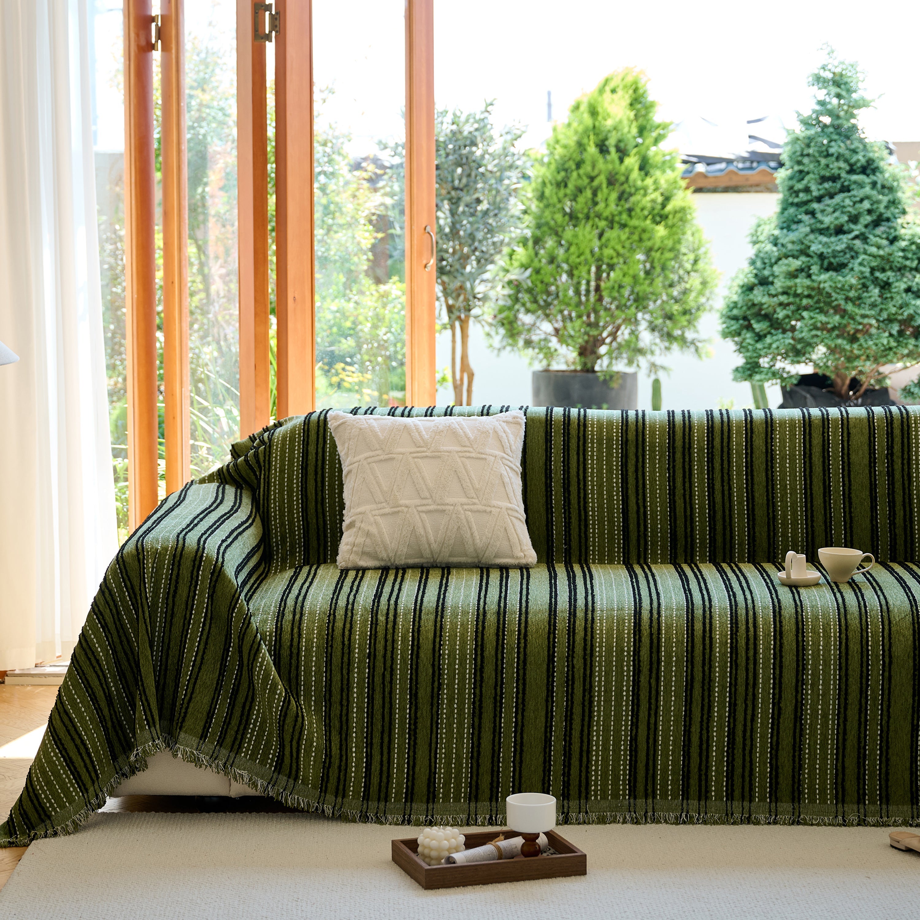 Vintage-inspired Striped Blankets For Couch Covers Luxury Couch Throw Cover With Timeless Elegance