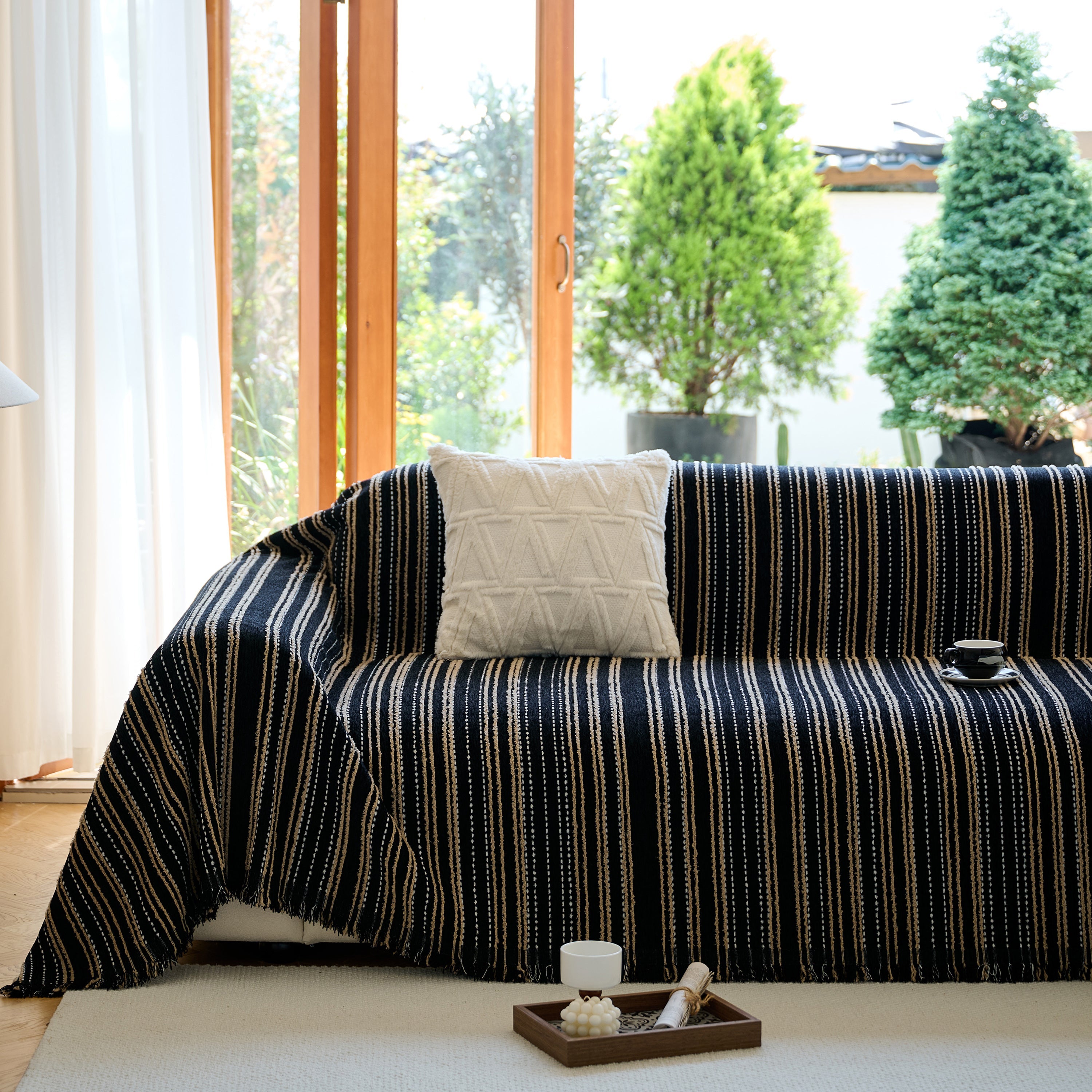 Vintage-inspired Striped Blankets For Couch Covers Luxury Couch Throw Cover With Timeless Elegance