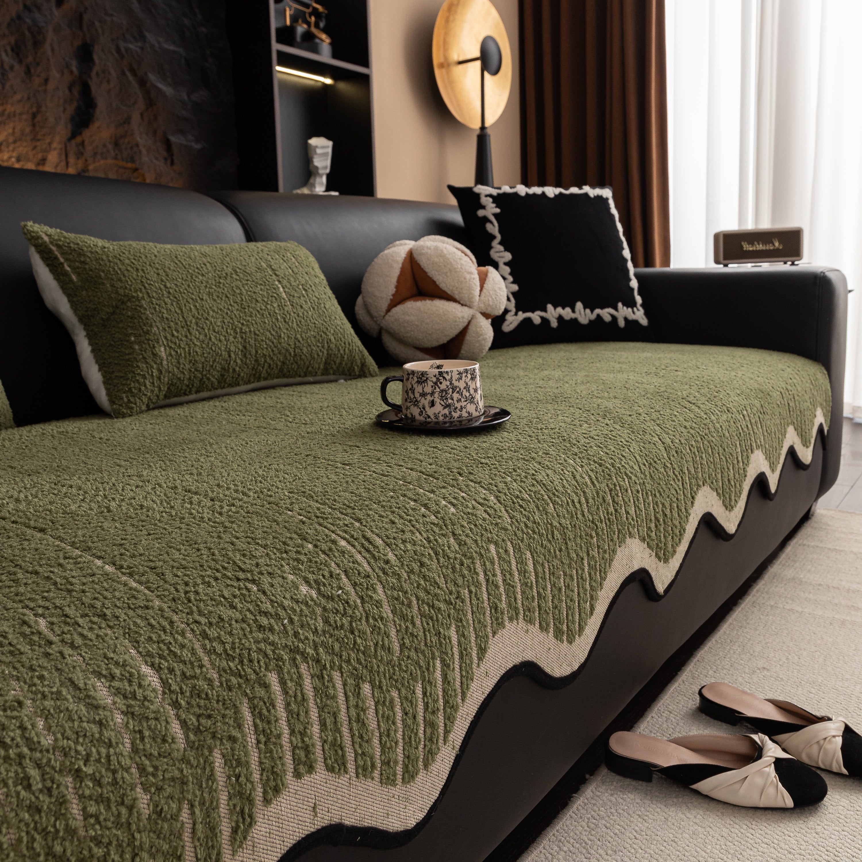 Textured Sofa Seat Cover With Wave Edge – Non-slip, Washable Couch Throw Protector