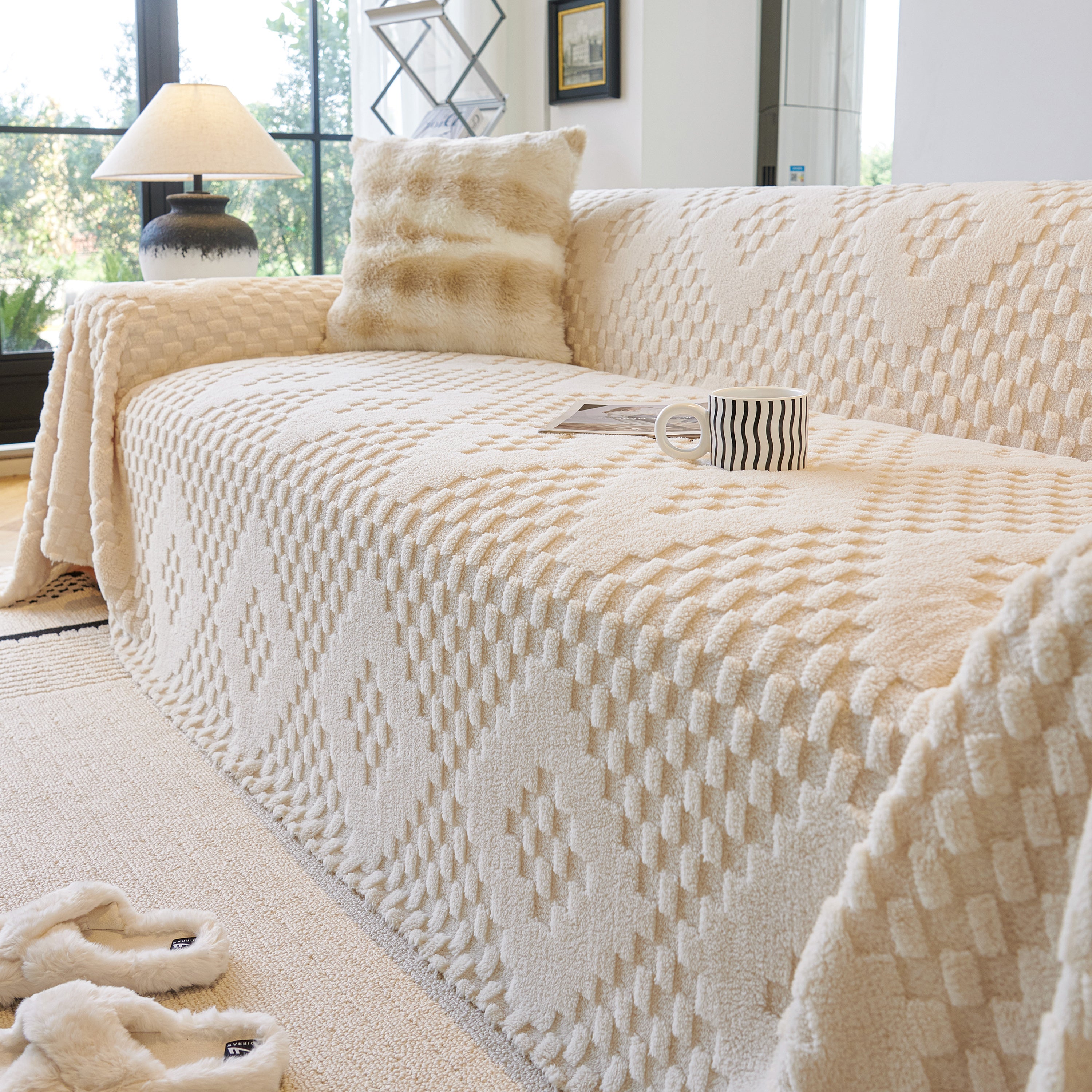 Thickened 3d Plush Premium Living Spaces Couch Covers Soft And Warm Couch Protector Blanket