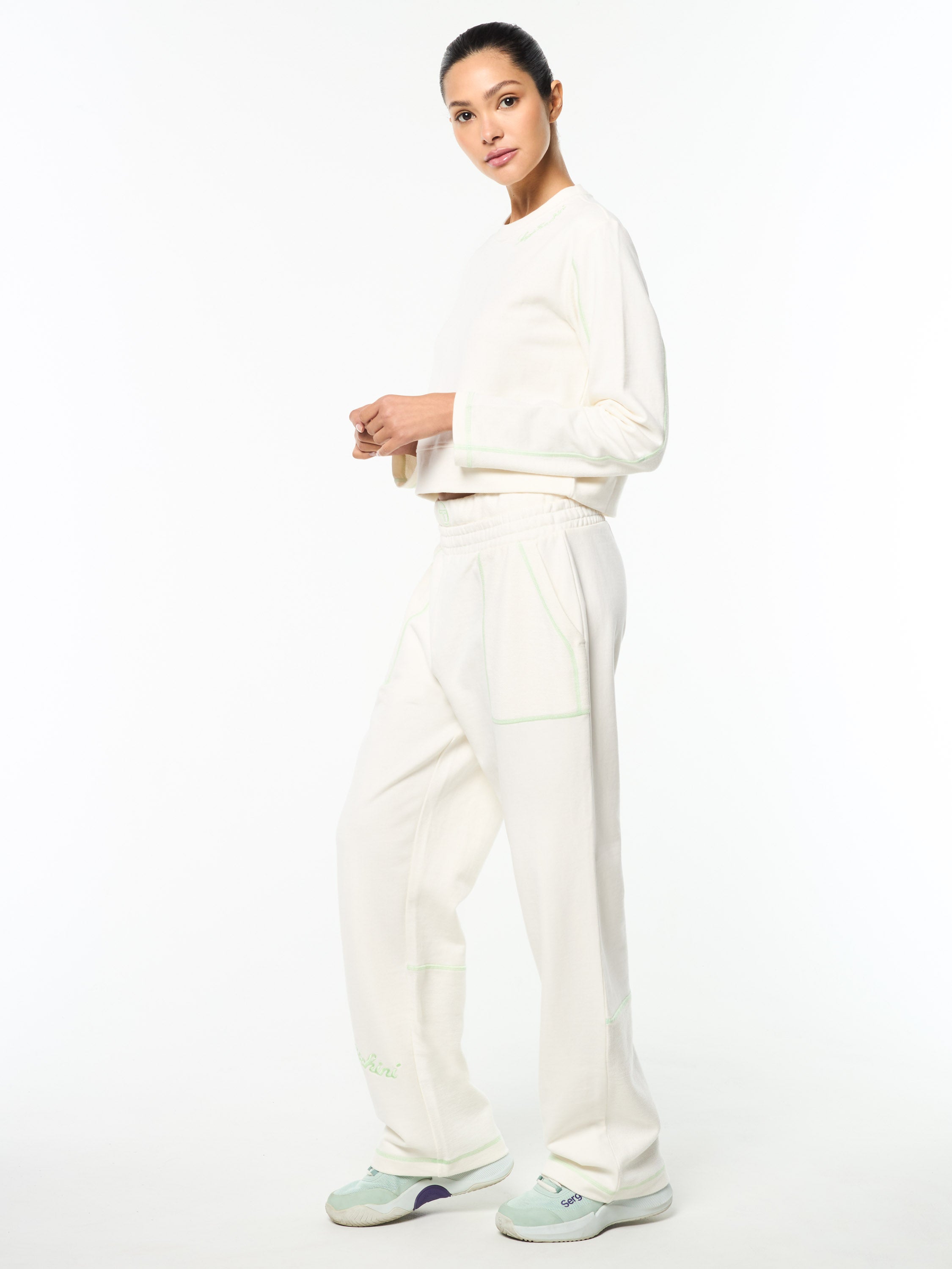 Greta Crewneck- Gardenia