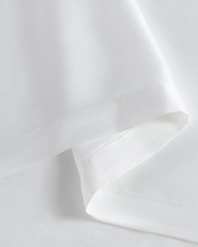Snug + Lumiére Sham Set