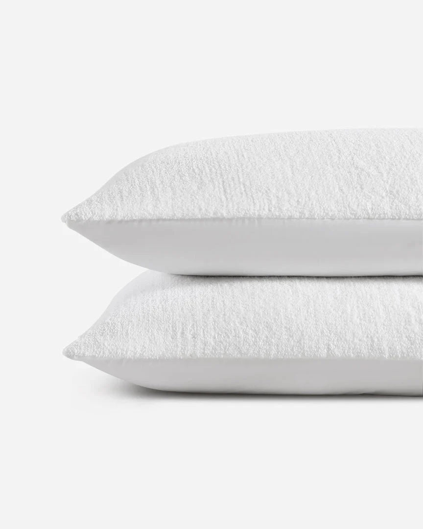 Snug + Lumiére Sham Set