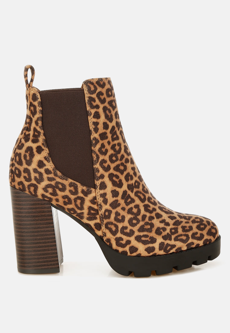 Sonia Block Heeled Chelsea Boots