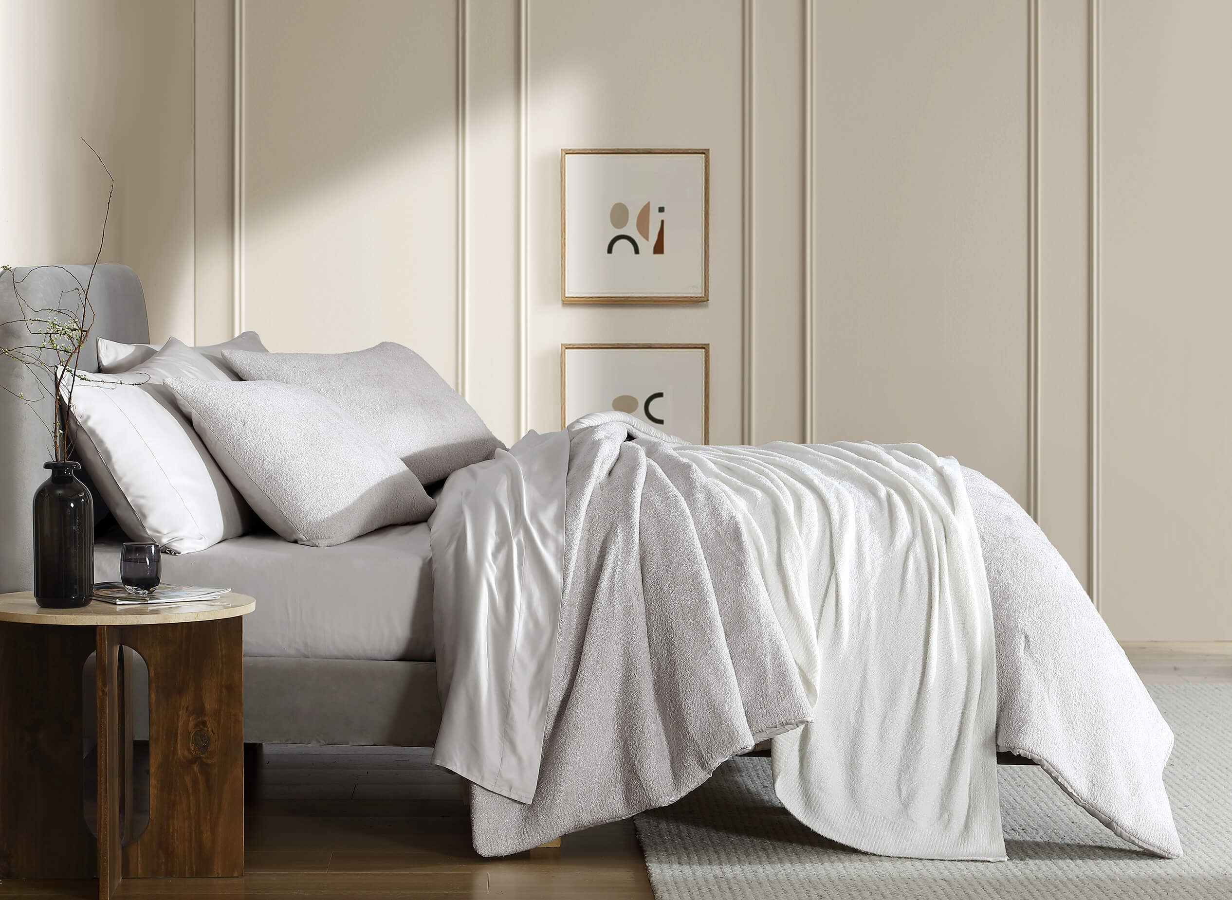 Cloud Silque Stitch Comforter