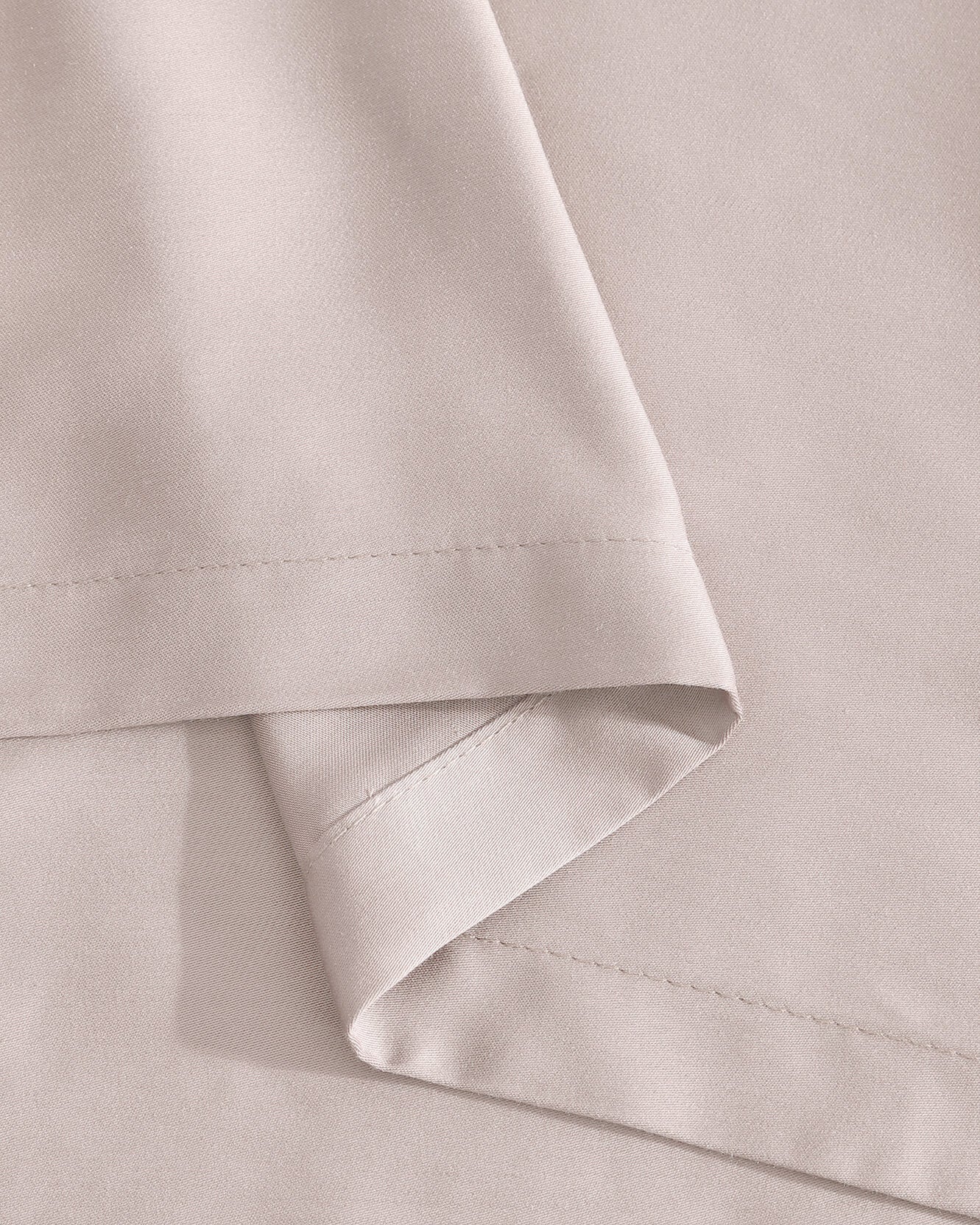 Snug + Lumiére Sham Set