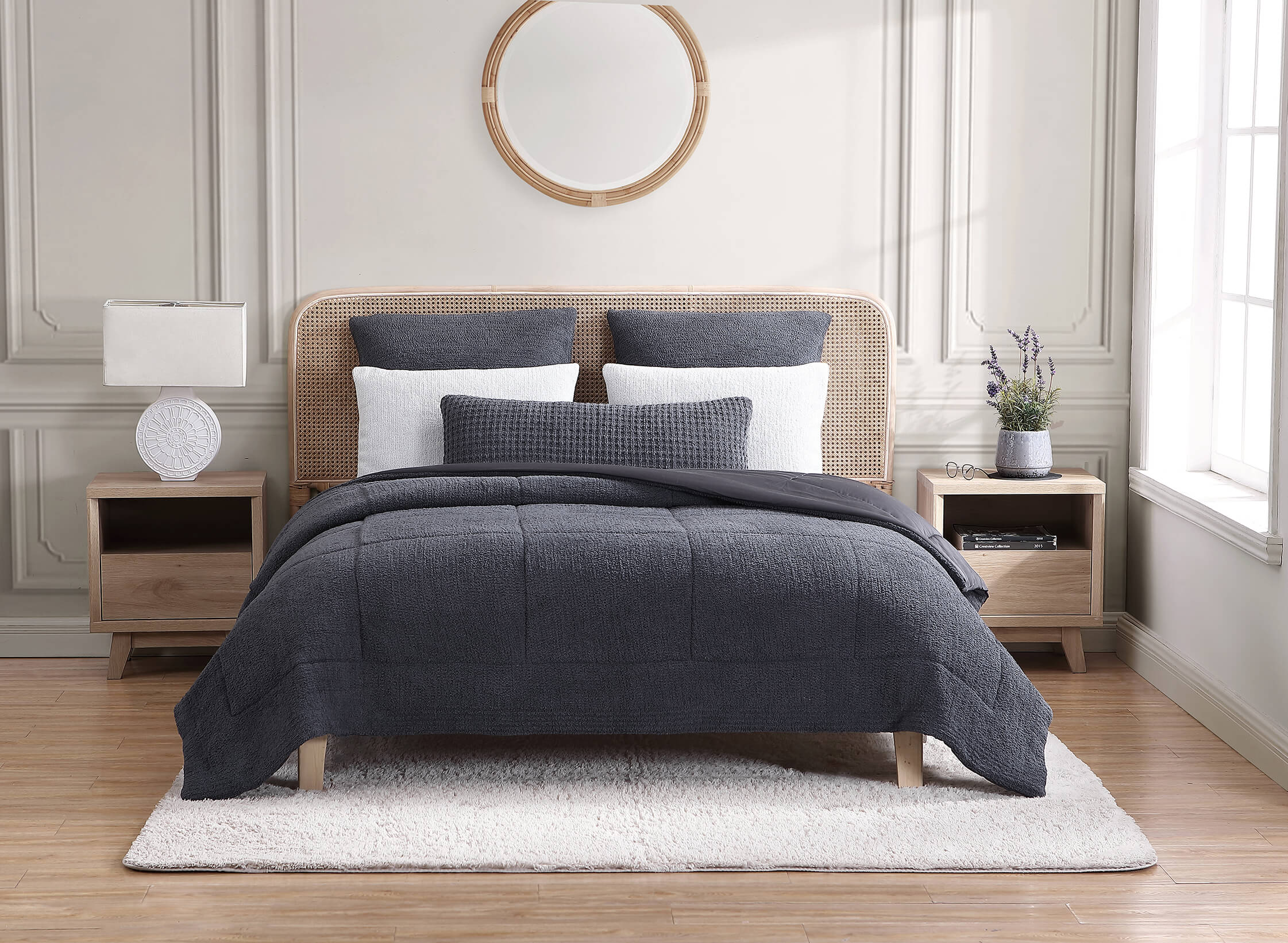 Snug + Lumiére Sham Set