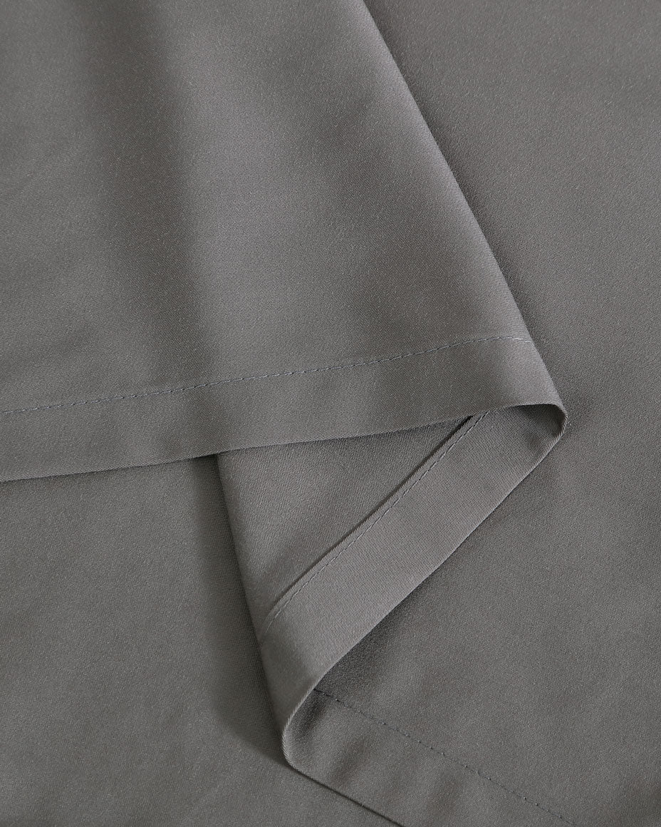 Snug + Lumiére Sham Set