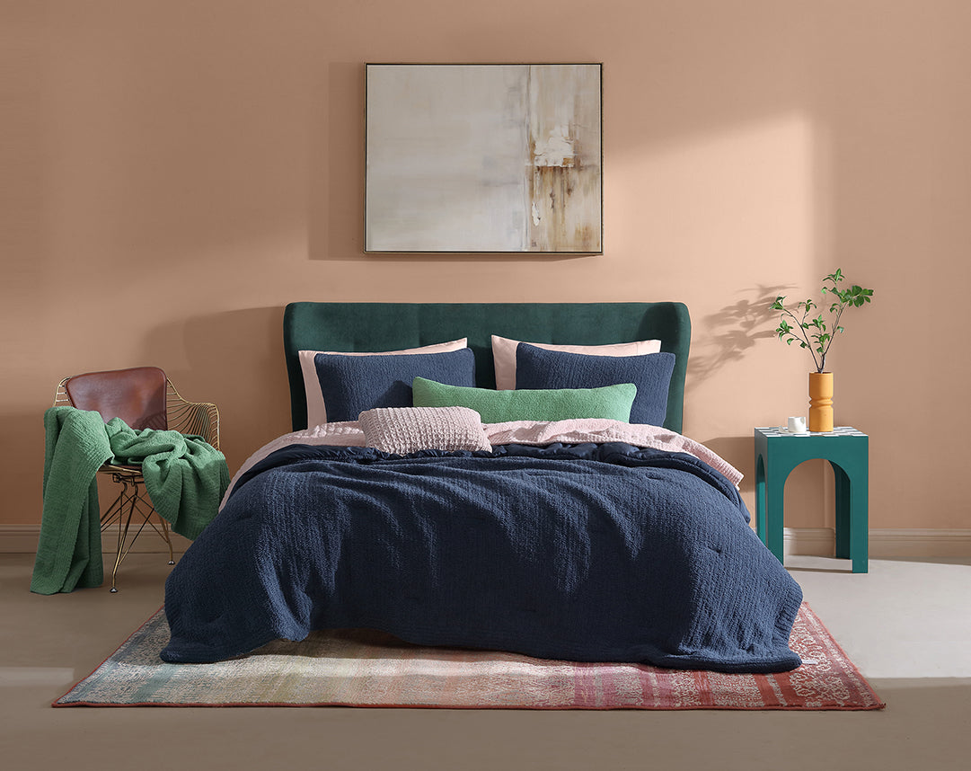 Snug + Lumiére Sham Set