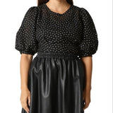 Gracia womens Flower Embroidered Top Black