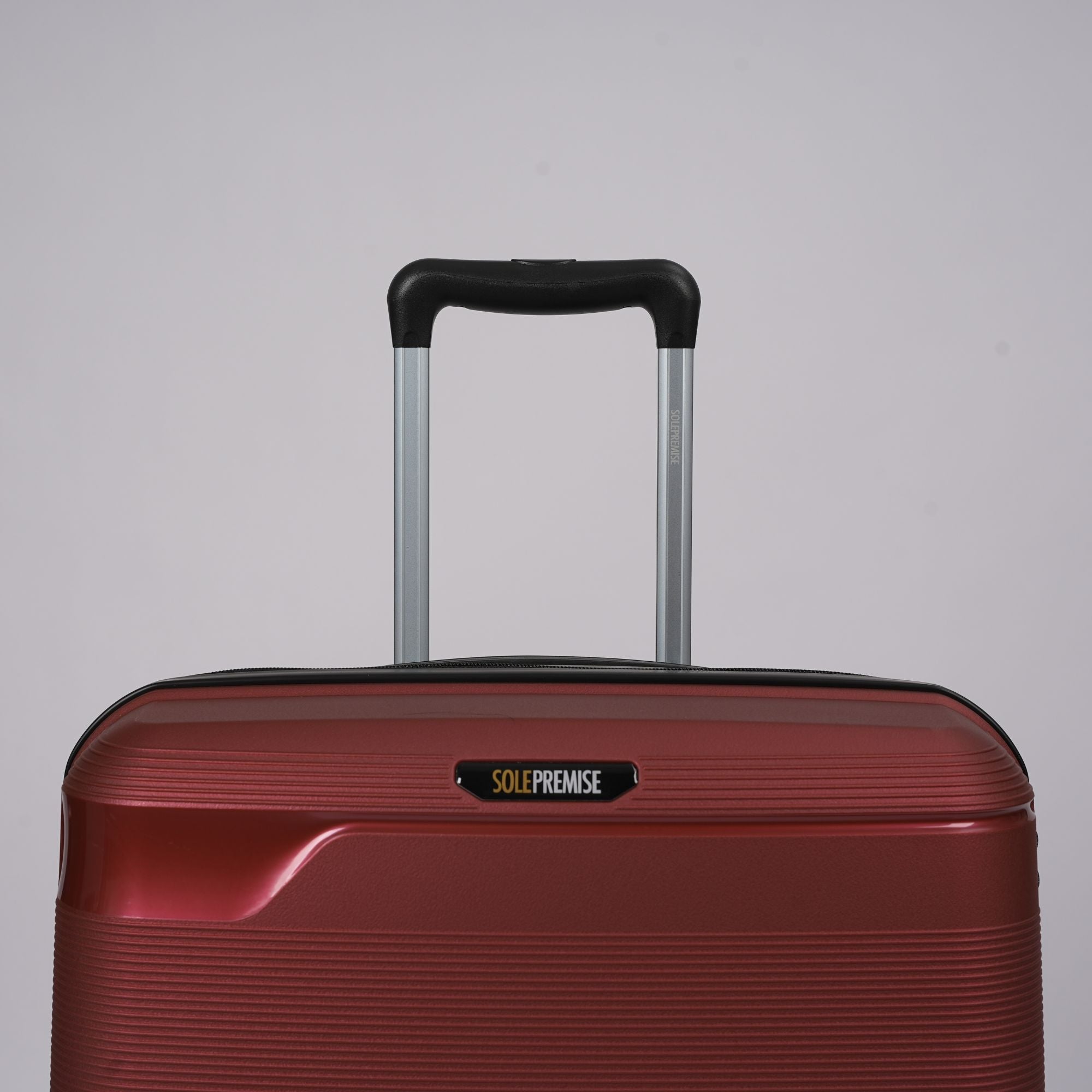 Red Hardcase Roller Luggage Set (28', 24' And 20')