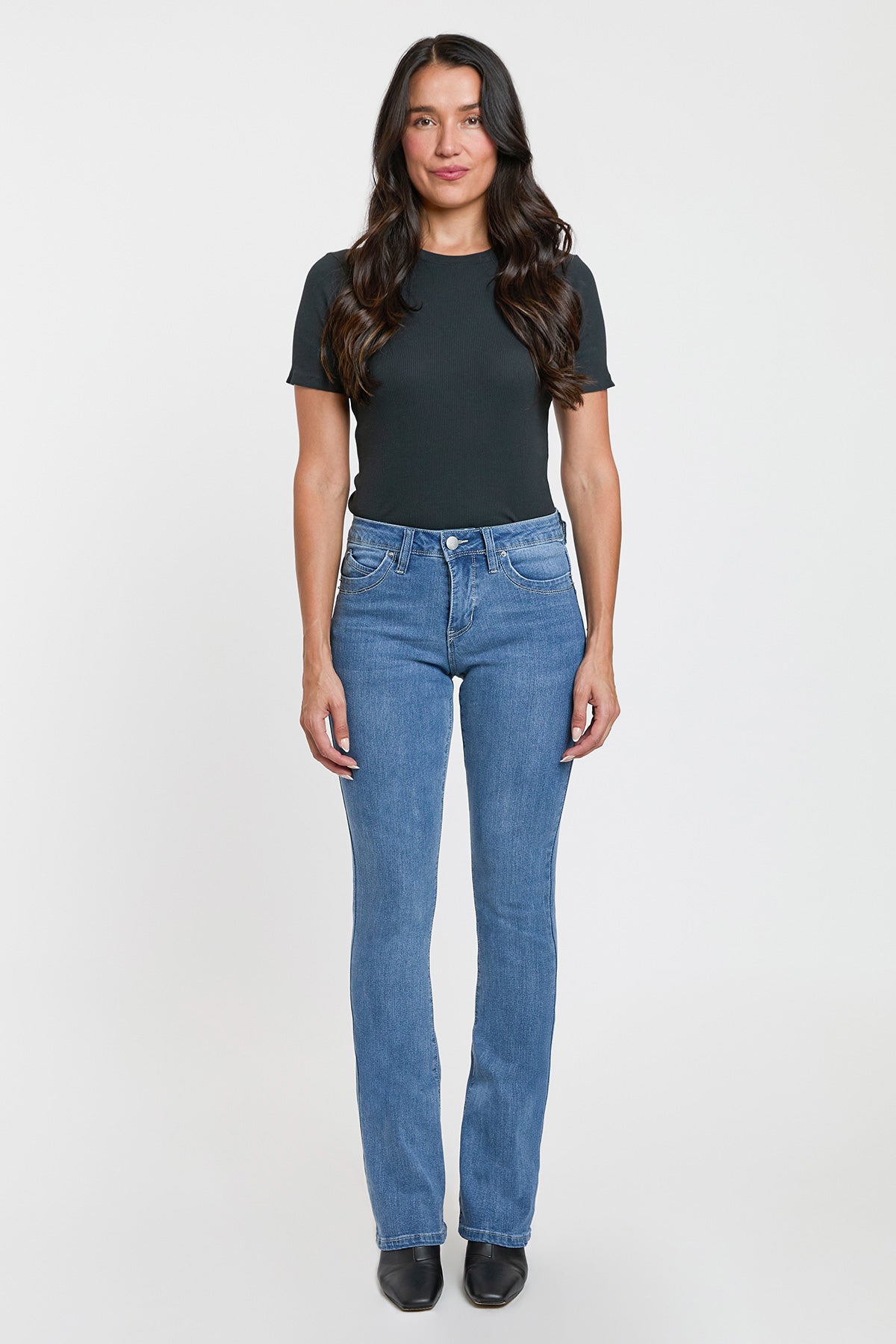 Women's High Rise Curve Confidence Wannabettabutt Bootcut Jeans