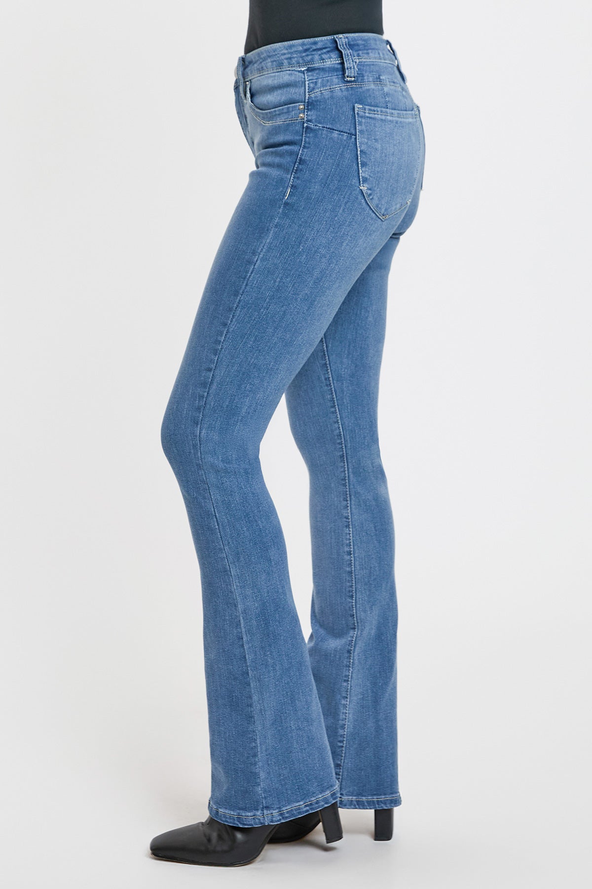 Women's High Rise Curve Confidence Wannabettabutt Bootcut Jeans