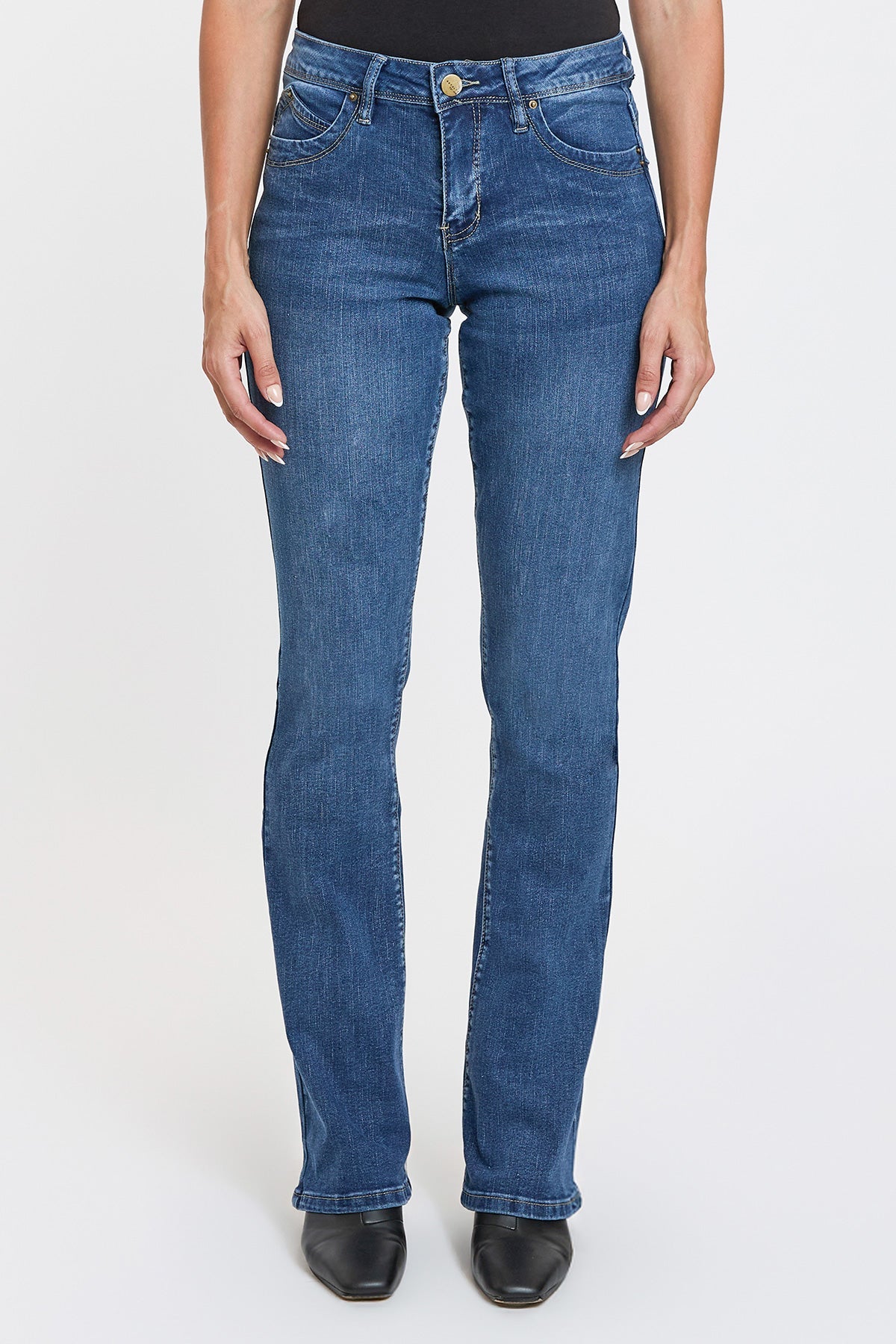 Women's High Rise Curve Confidence Wannabettabutt Bootcut Jeans