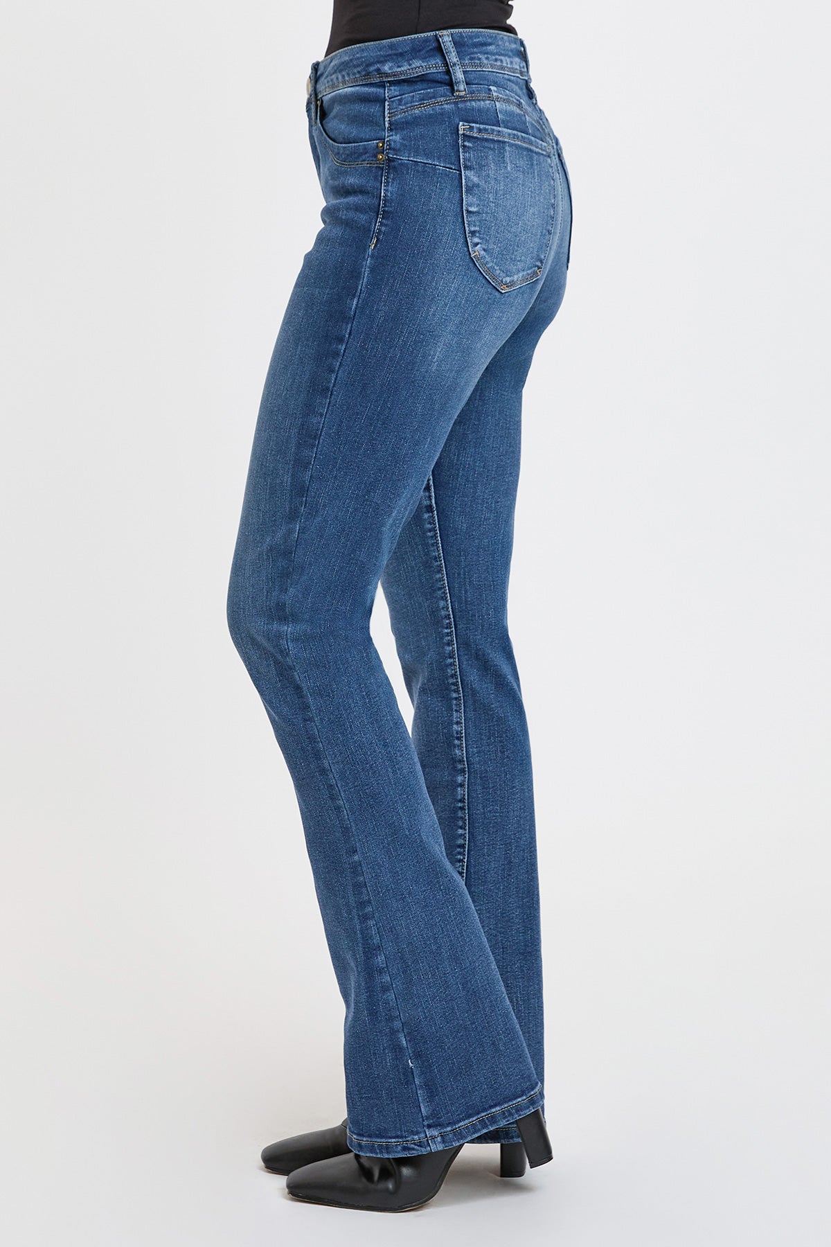Women's High Rise Curve Confidence Wannabettabutt Bootcut Jeans