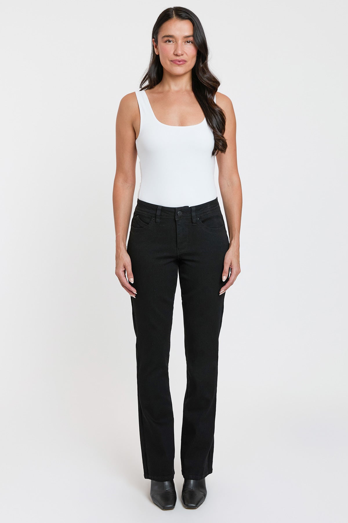 Women's High Rise Curve Confidence Wannabettabutt Bootcut Jeans