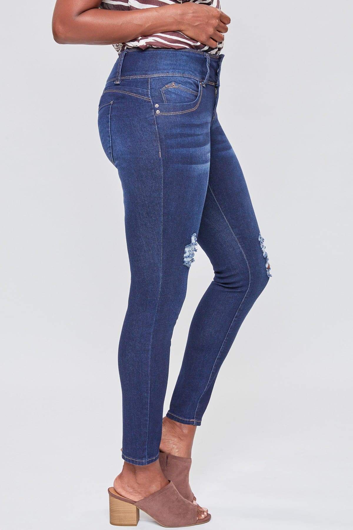 Women's Wannabettabutt Skinny Jeans