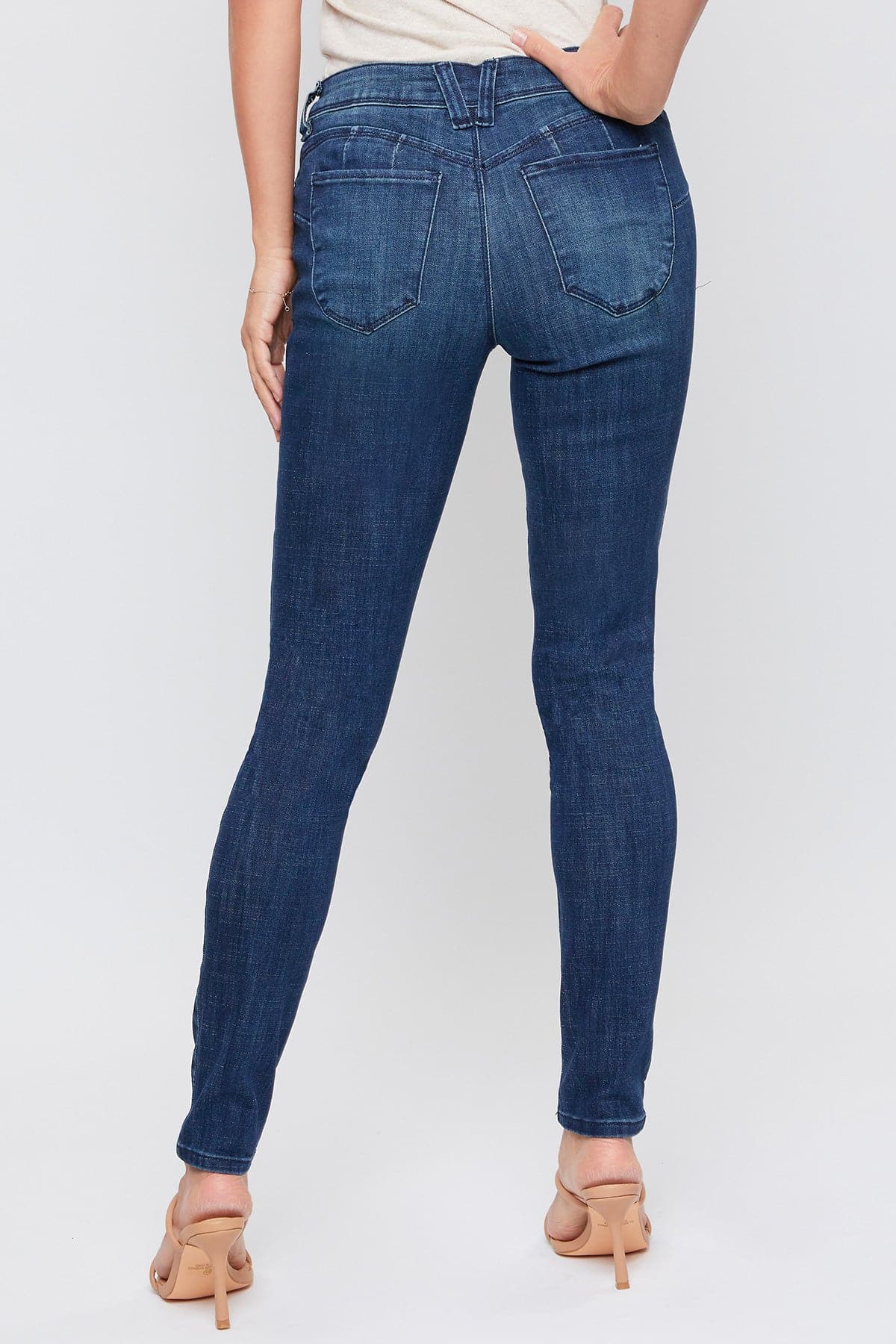 Women's Wannabettabutt Skinny Jeans