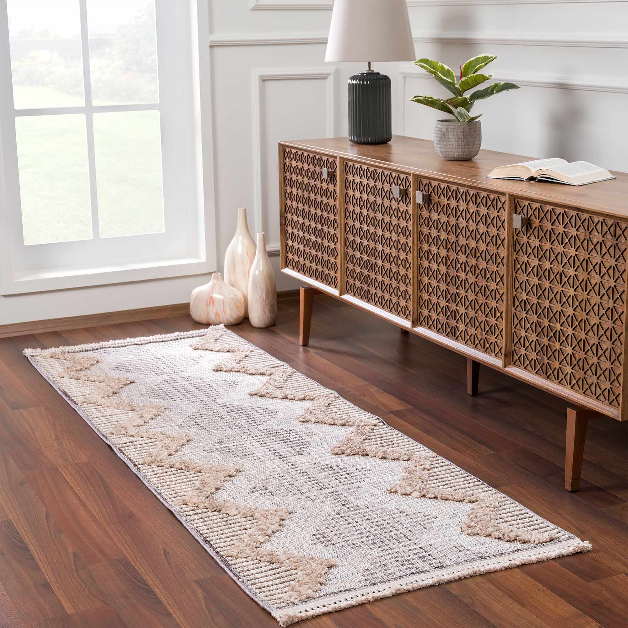 Maulawin High-low Rustic Rug