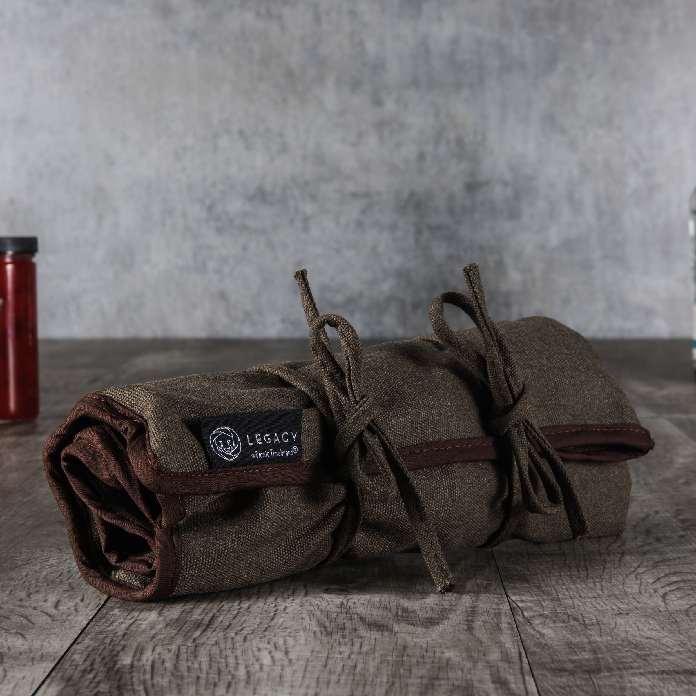 10-piece Bar Tool Roll Up Kit