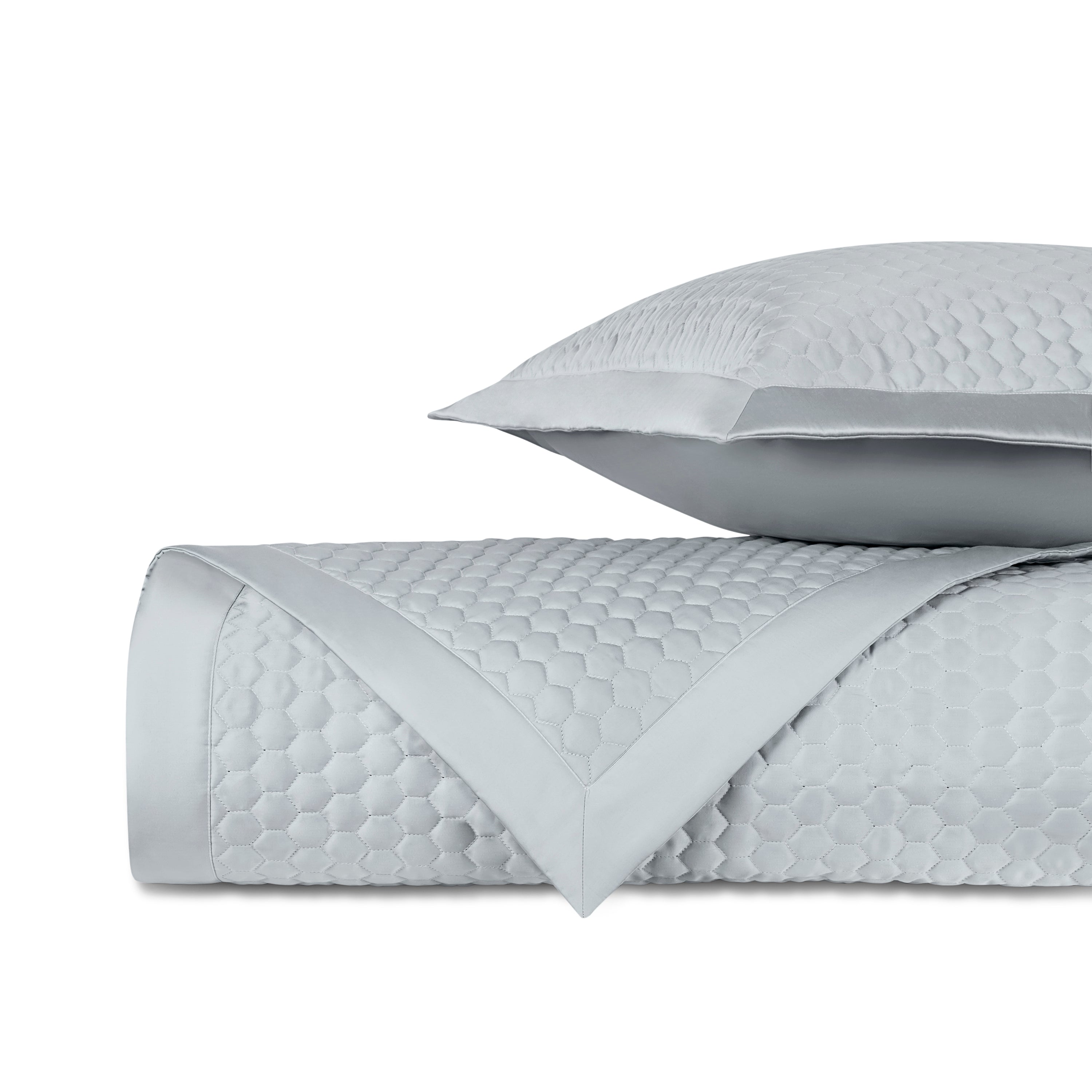 Apiary Quilted Coverlet (euro) Set