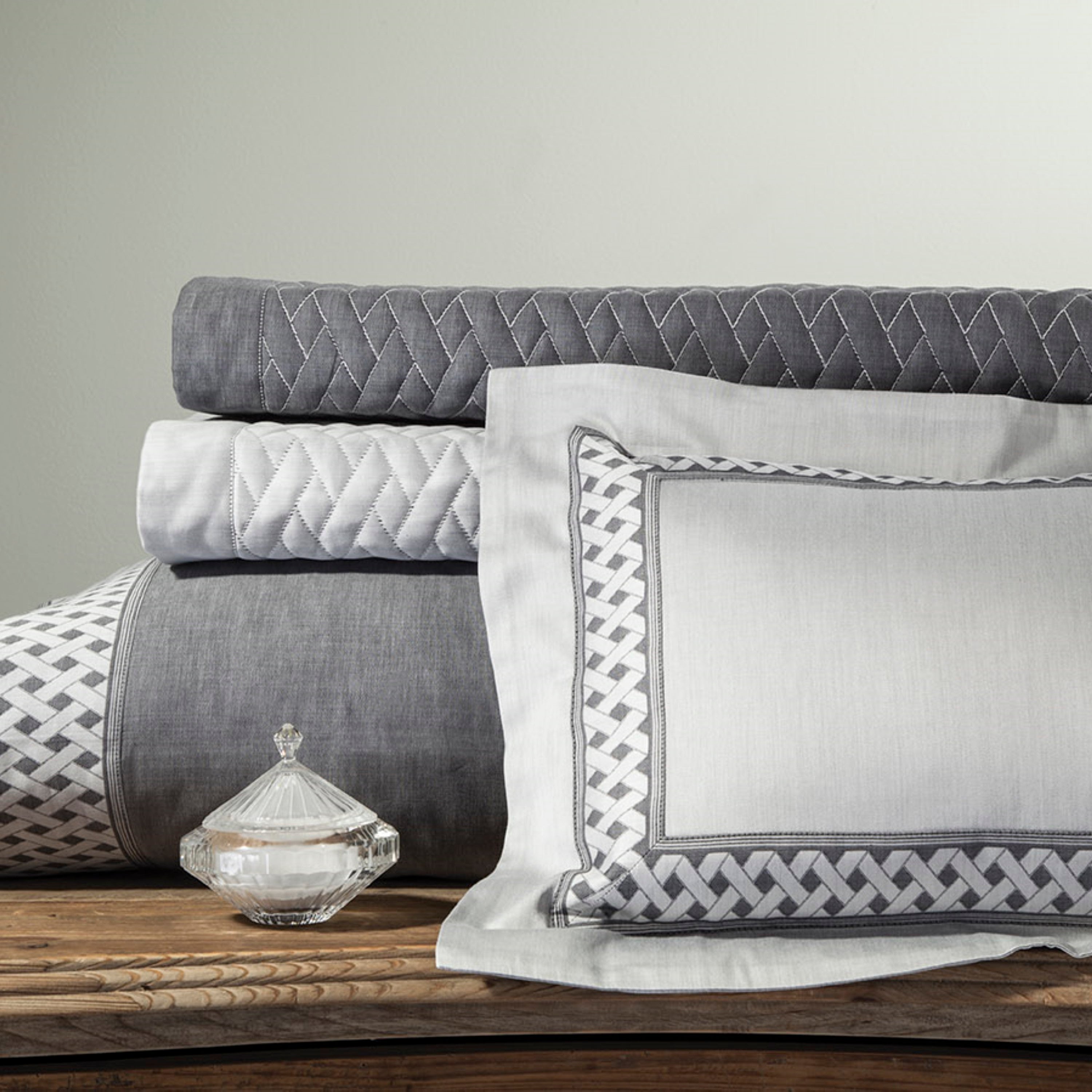 Ara Fitted Sheet