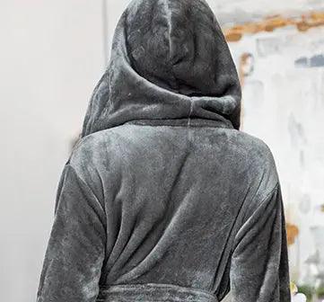 Women’s Plush Hooded Robe - Spa-worthy Comfort At Home
