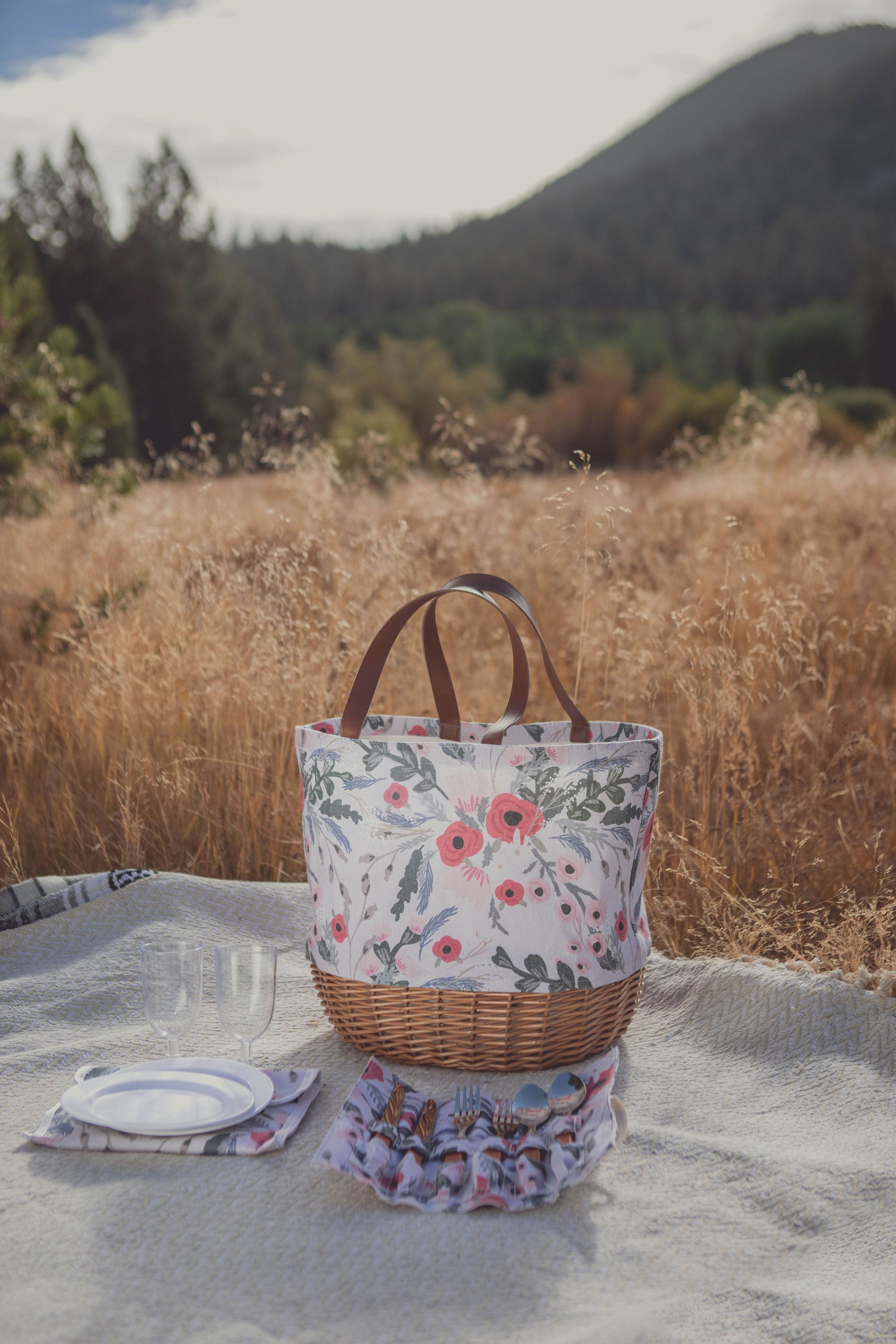 Promenade Picnic Basket