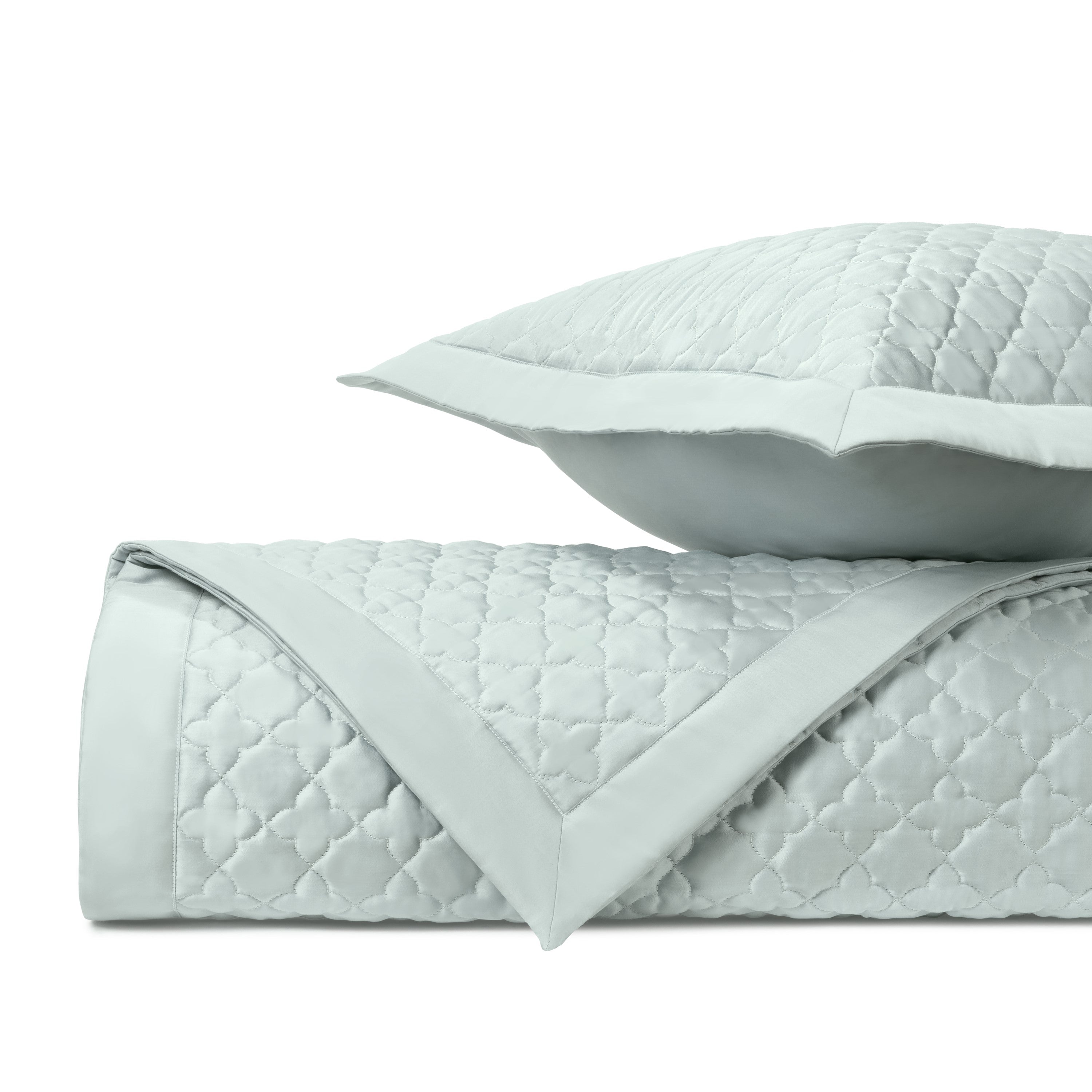 Clover Quilted Coverlet (euro) Set
