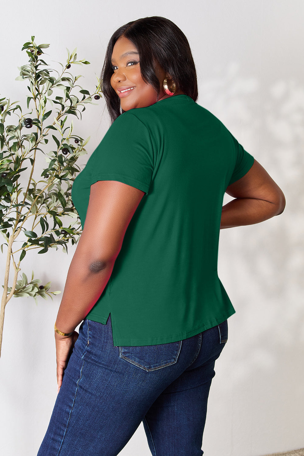 Basic Bae Full Size Round Neck Short Sleeve T-shirt