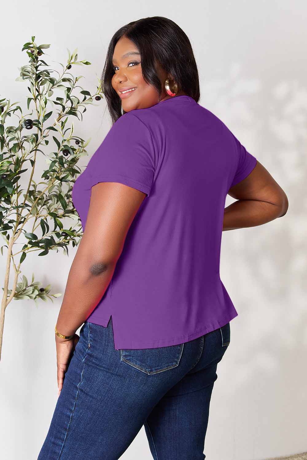 Basic Bae Full Size Round Neck Short Sleeve T-shirt