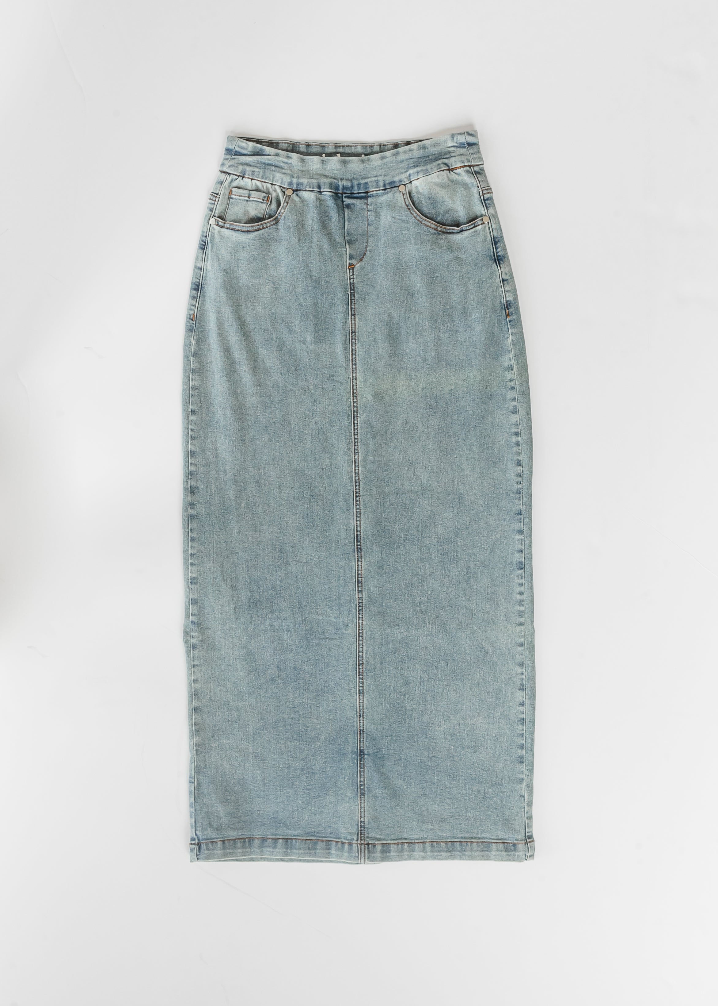 Donna Classic Wash Maxi Denim Skirt | Includes Plus Size