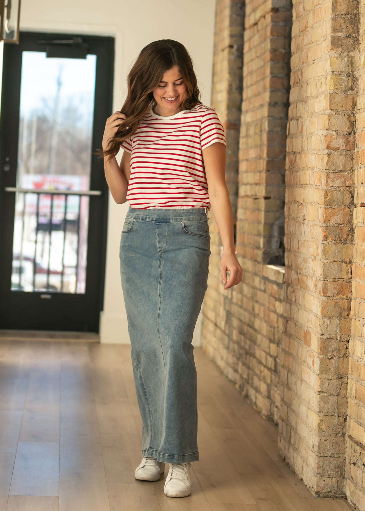 Donna Classic Wash Maxi Denim Skirt | Includes Plus Size